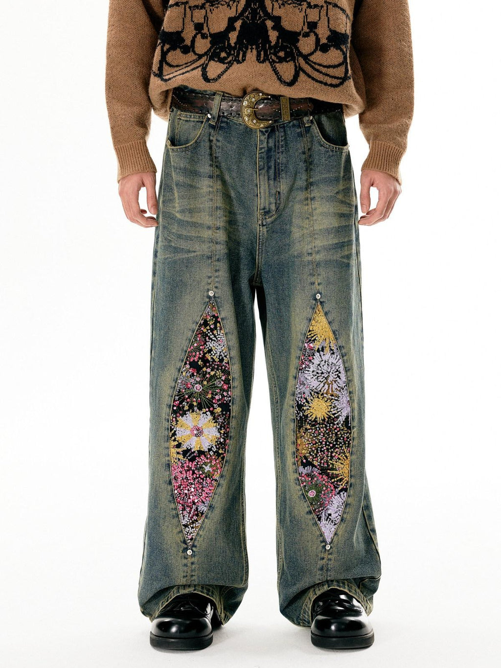 APRIORITY Washed Vintage Distressed Mid Rise Women's Denim Straight-leg Jeans