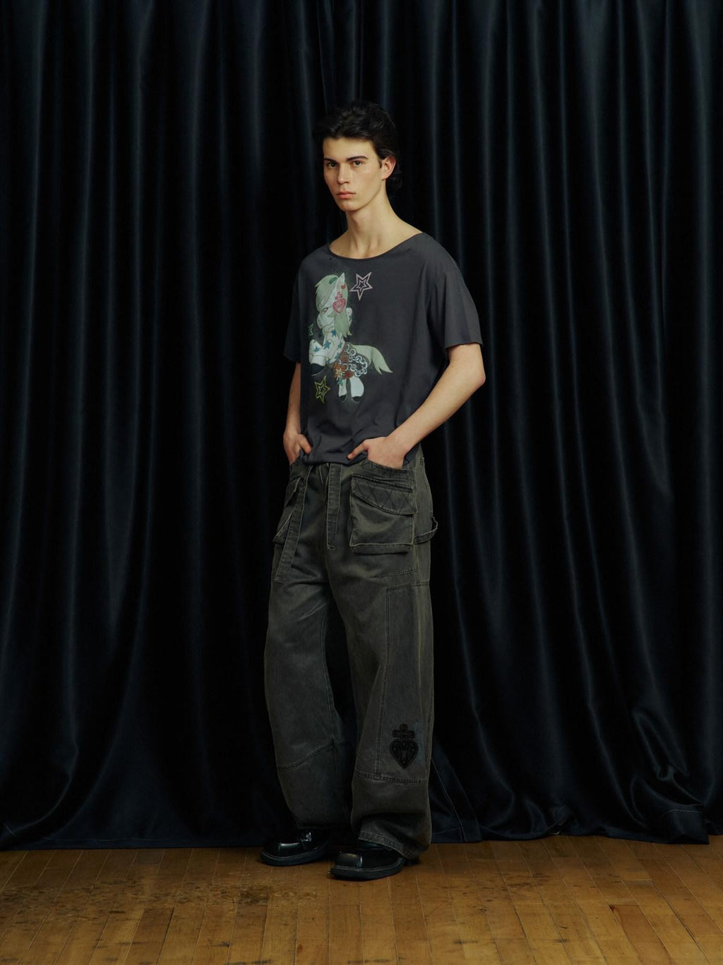 APRIORITY Waxed Enzyme Washed Multi Pocket Curved Cut Women's Polyester Cotton Cargo Pants