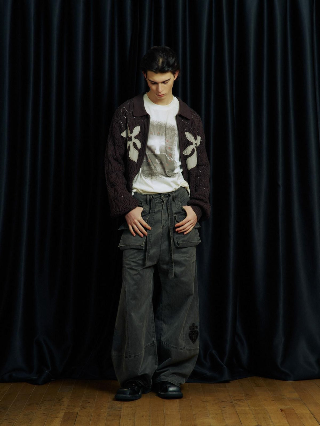 APRIORITY Waxed Enzyme Washed Multi Pocket Curved Cut Women's Polyester Cotton Cargo Pants