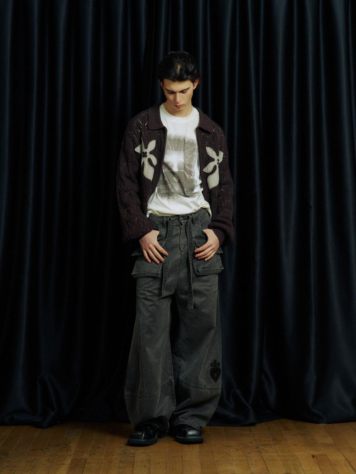 APRIORITY Waxed Enzyme Washed Multi Pocket Curved Cut Women's Polyester Cotton Cargo Pants