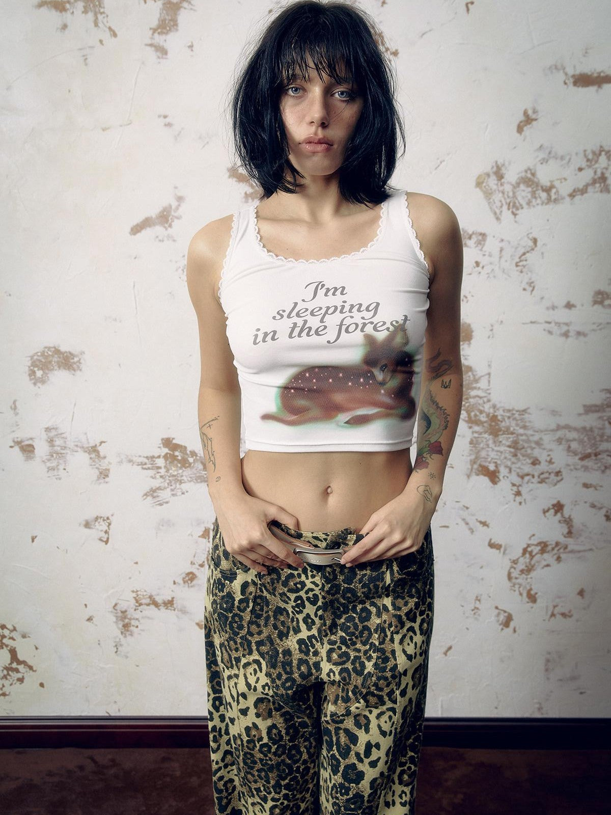 APRIORITY White Ink Print Lace Trim Animal Graphic Original Women's Cotton Tank Tops