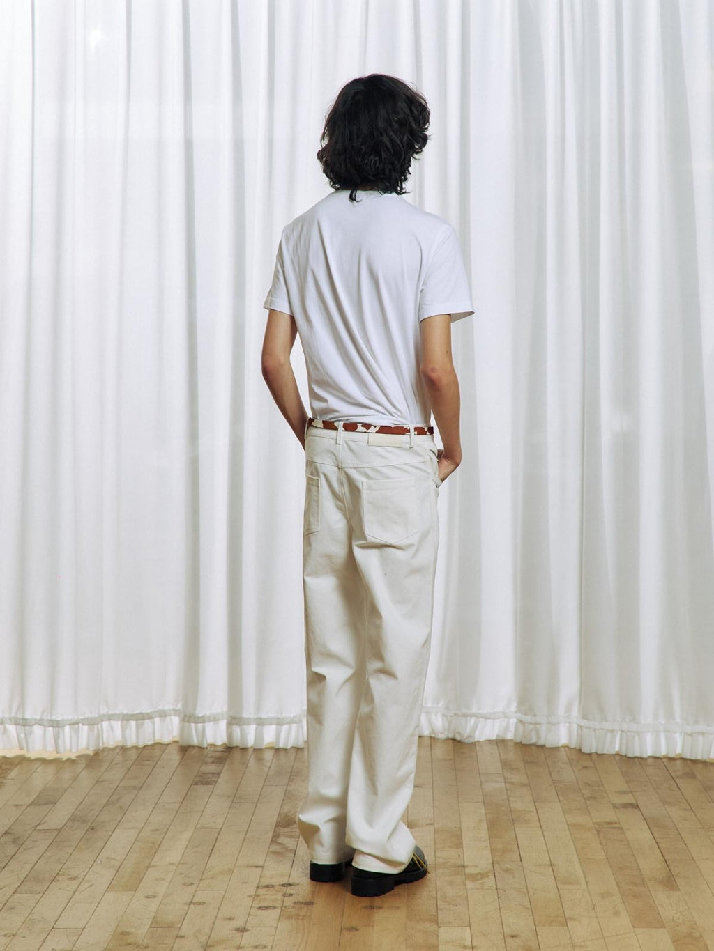 APRIORITY White Rhinestone Stud Embroidered Zipper Pocket Women's Cotton Straight-leg Pants