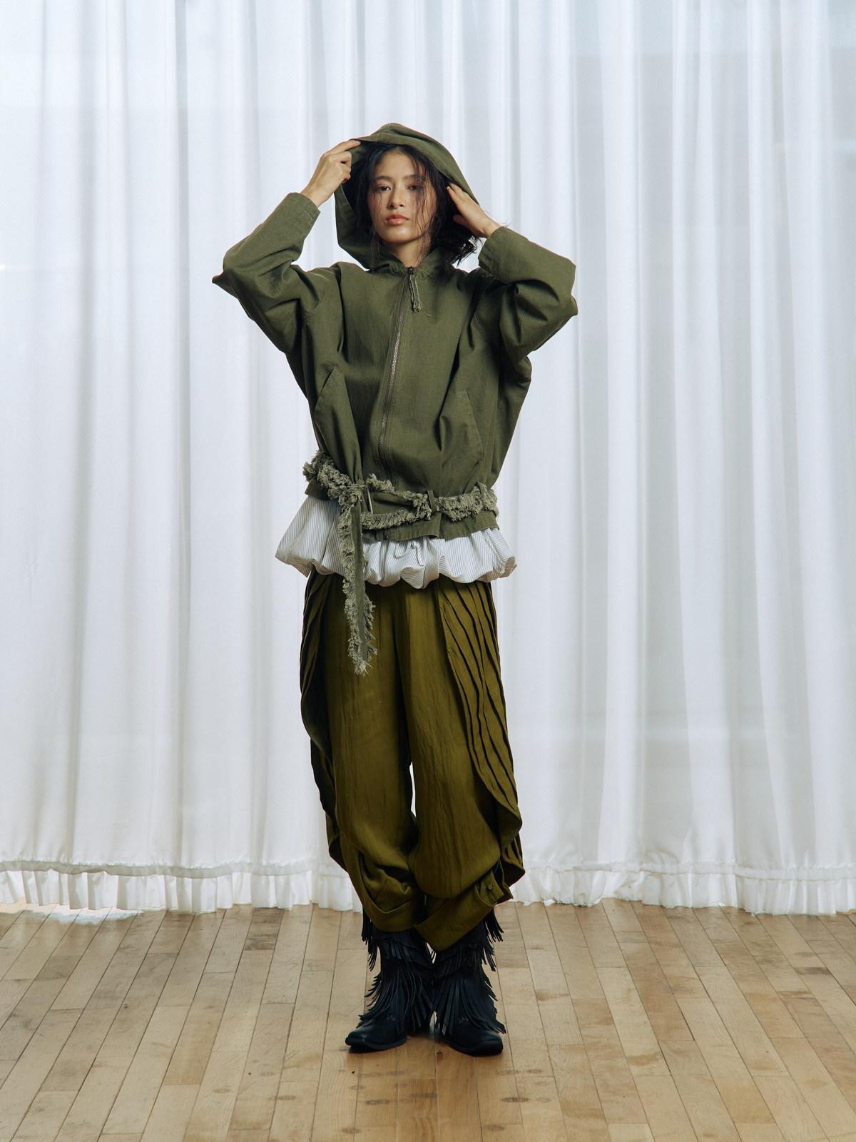 APRIORITY Yellow Green Pleated Wave Swallowtail Women's Tencel Lyocell Mid Rise Skorts