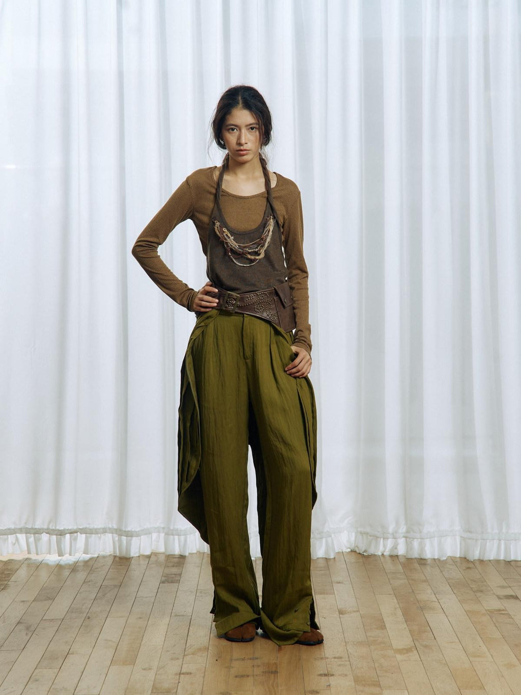 APRIORITY Yellow Green Pleated Wave Swallowtail Women's Tencel Lyocell Mid Rise Skorts