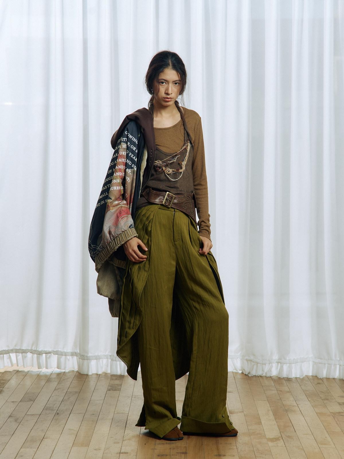 APRIORITY Yellow Green Pleated Wave Swallowtail Women's Tencel Lyocell Mid Rise Skorts