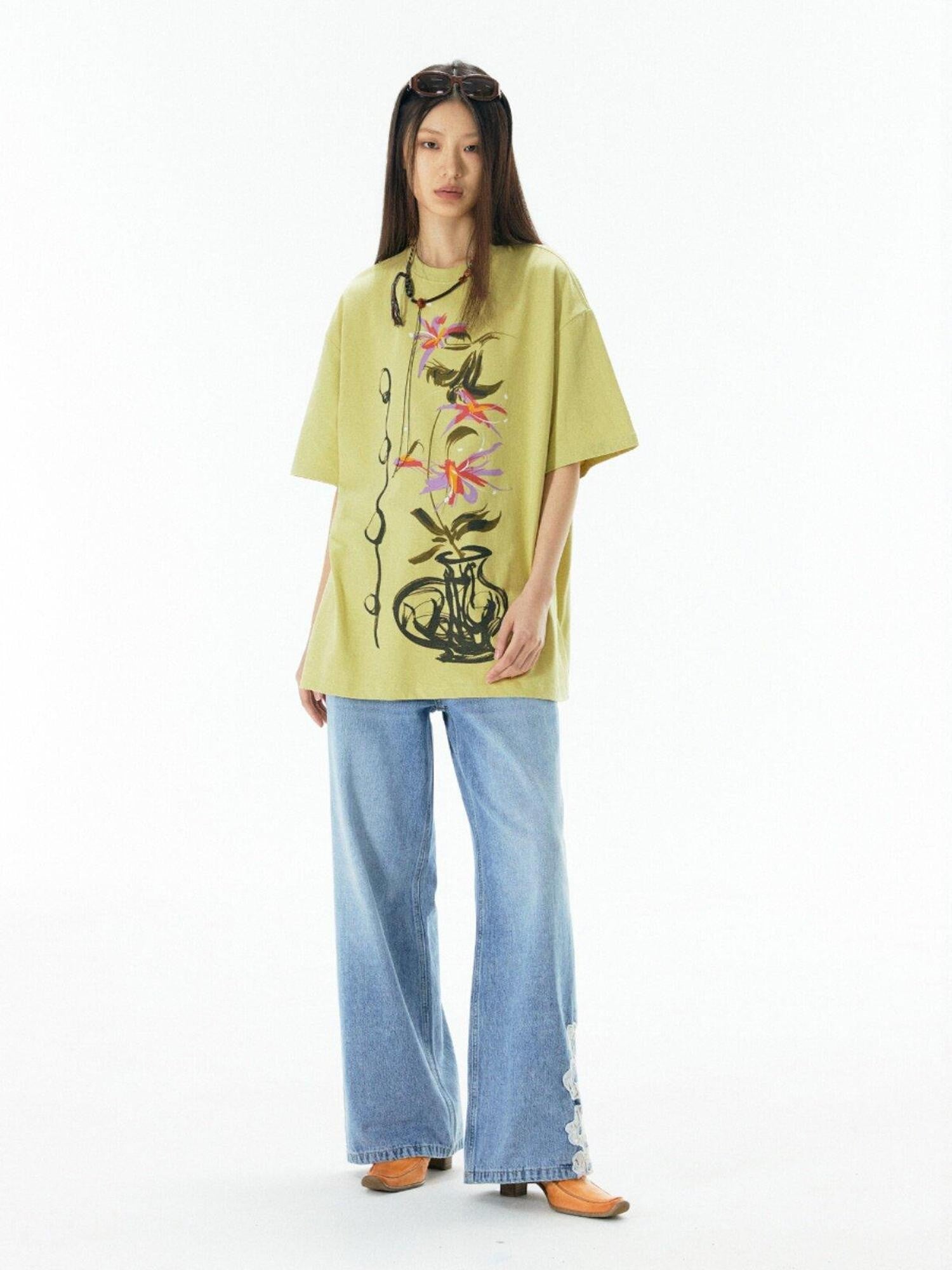 APRIORITY Yellow Vase Print Retro Oversized Women's Cotton Short Sleeve T-shirts
