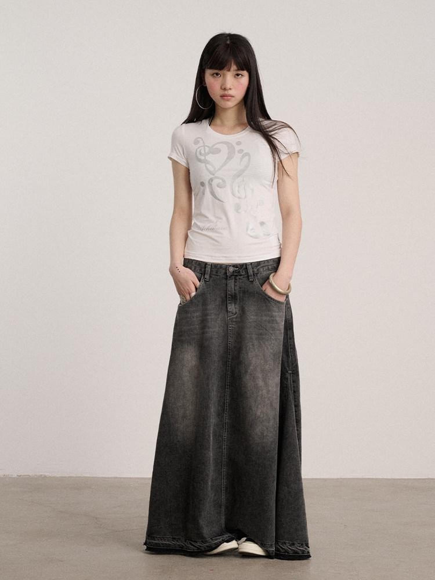Achihara Black And White Round Neck Slim Fit Women'S Modal Short Sleeve T-Shirts
