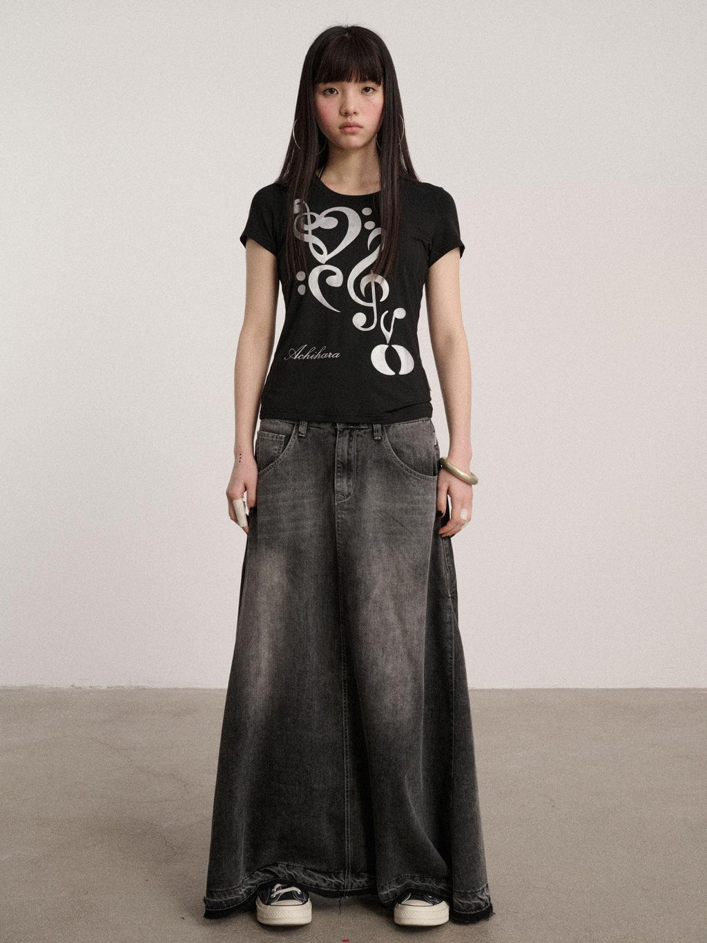 Achihara Black And White Round Neck Slim Fit Women'S Modal Short Sleeve T-Shirts