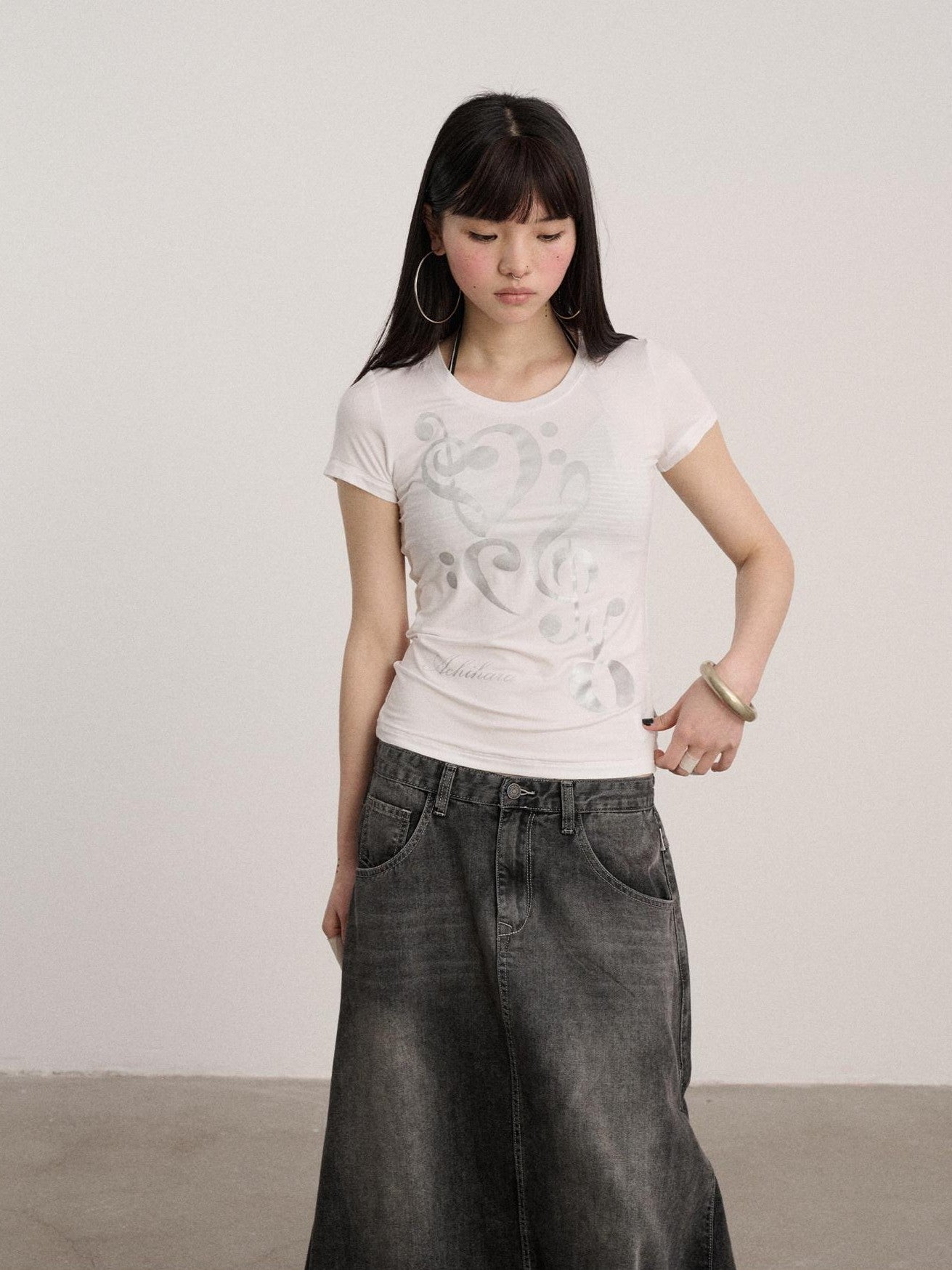 Achihara Black And White Round Neck Slim Fit Women'S Modal Short Sleeve T-Shirts