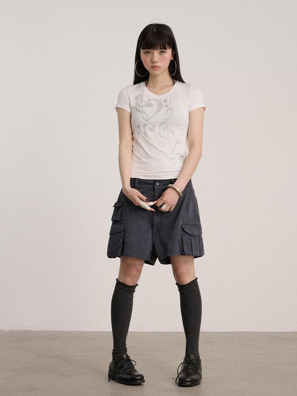 Achihara Black And White Round Neck Slim Fit Women'S Modal Short Sleeve T-Shirts