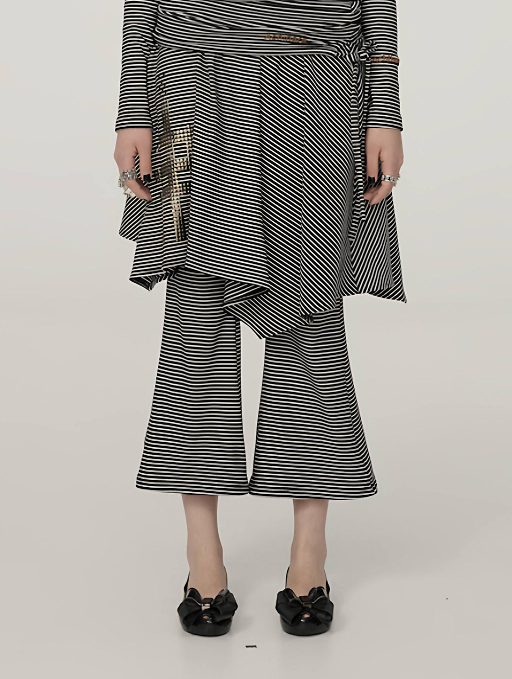 Achihara_Black_And_White_Striped_Side_Slit_Women'S_Polyester_Wide-Leg_Pants_MISSTT