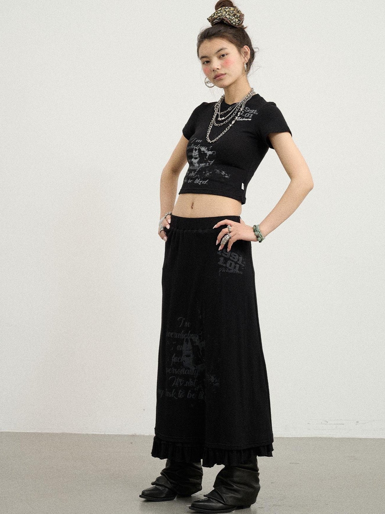Achihara Black Cropped Slim Round Neck Women'S Cotton Nylon Short Sleeve T-Shirts