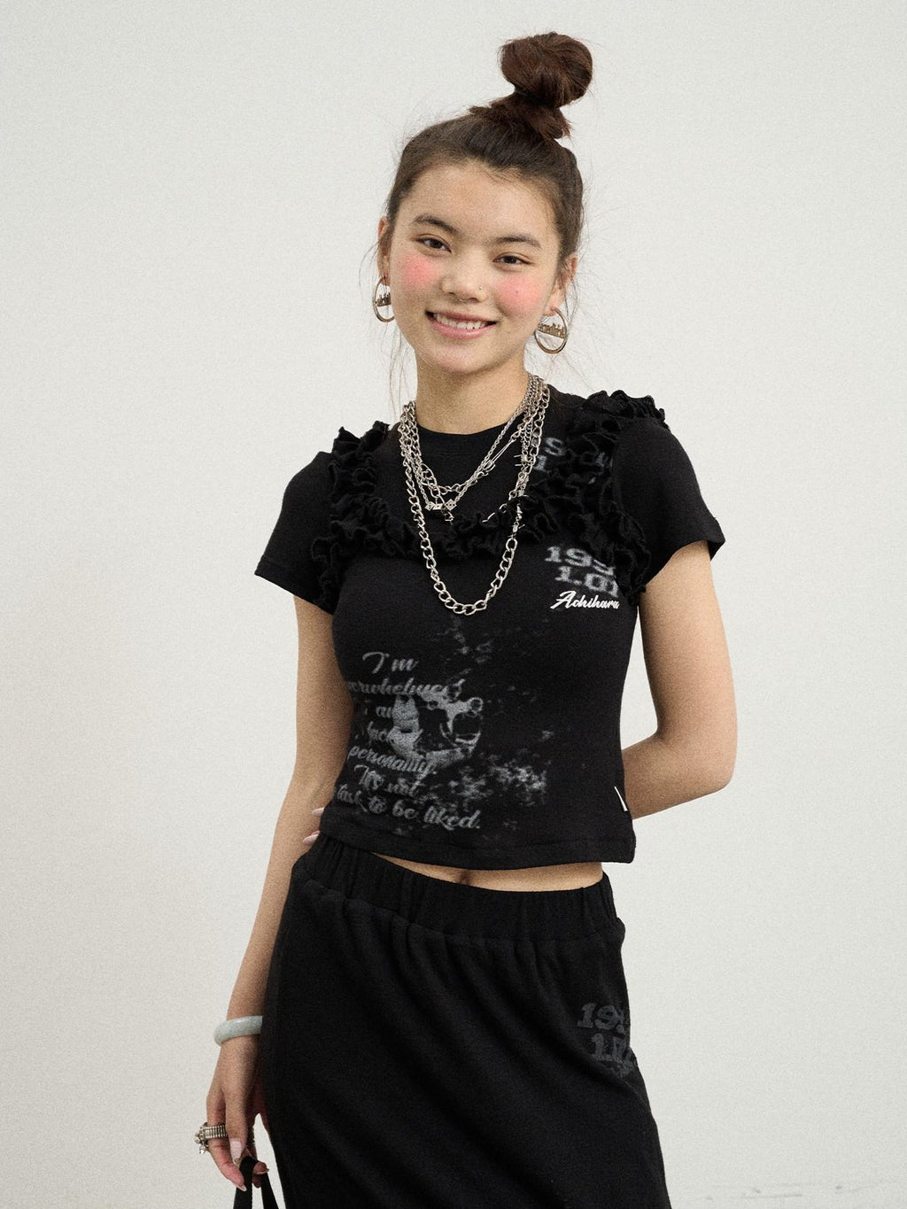 Achihara Black Cropped Slim Round Neck Women'S Cotton Nylon Short Sleeve T-Shirts