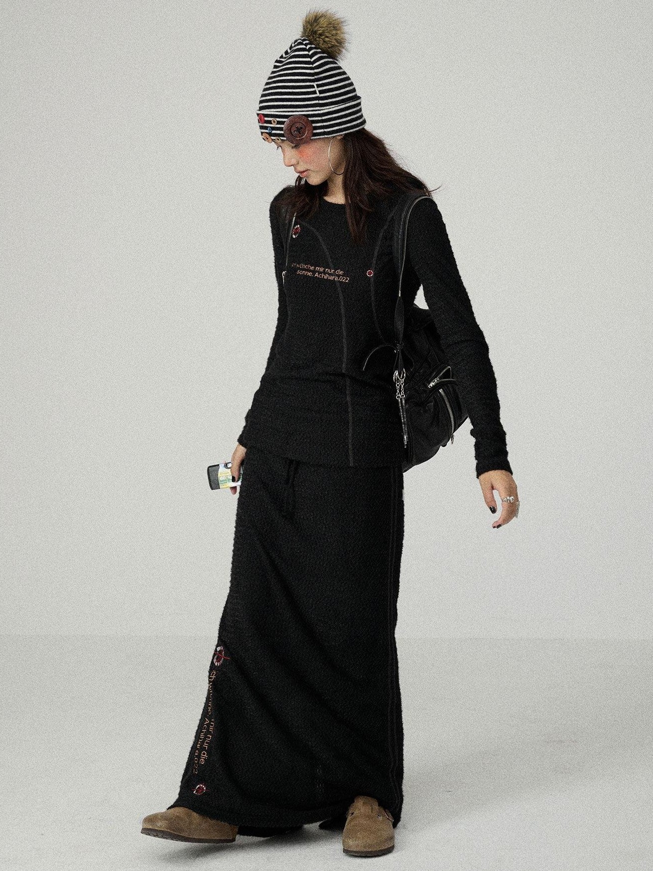 Achihara Black Embroidered A Line Mid Waist Women'S Polyester Maxi Skirts