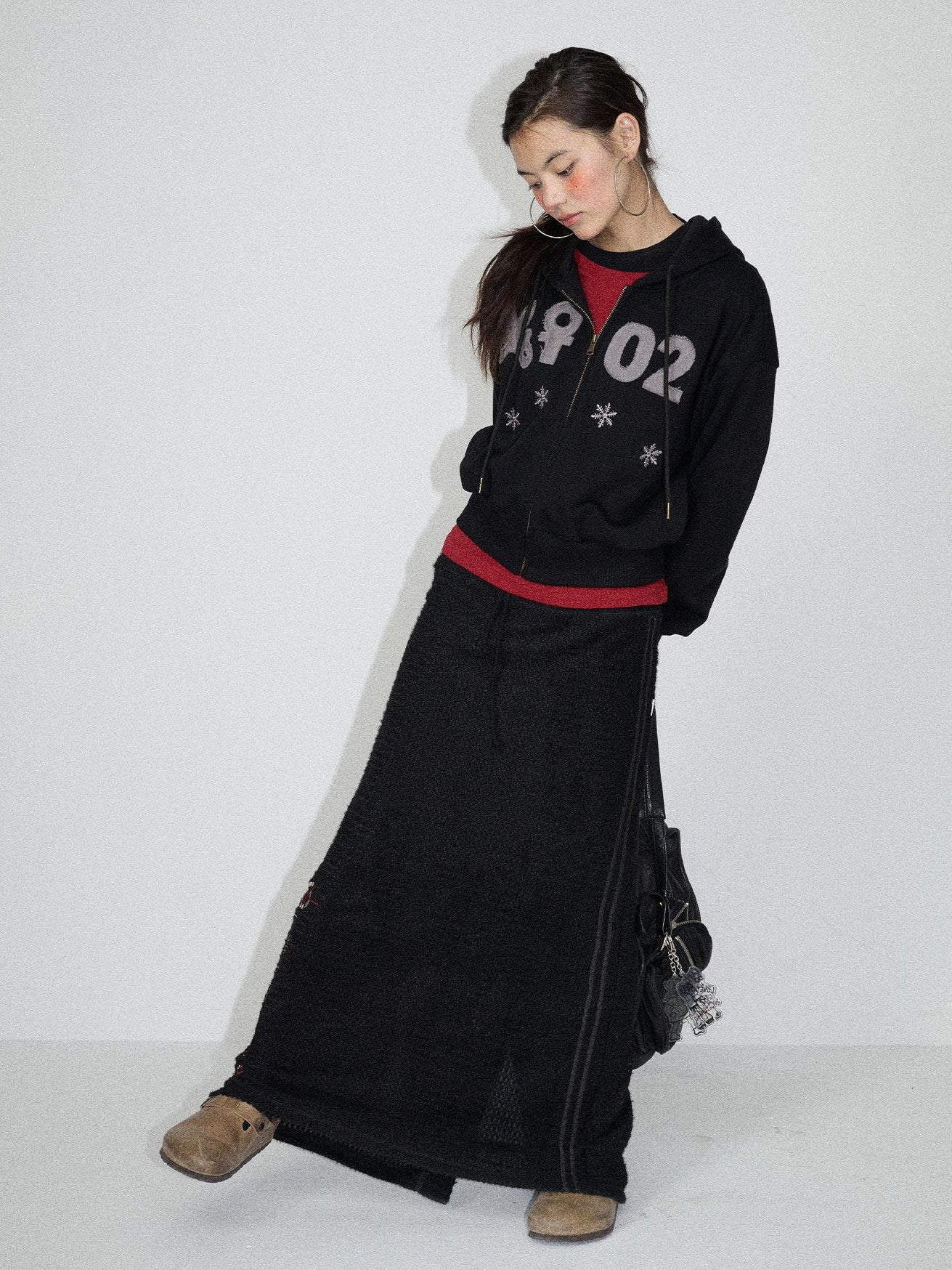Achihara Black Embroidered A Line Mid Waist Women'S Polyester Maxi Skirts