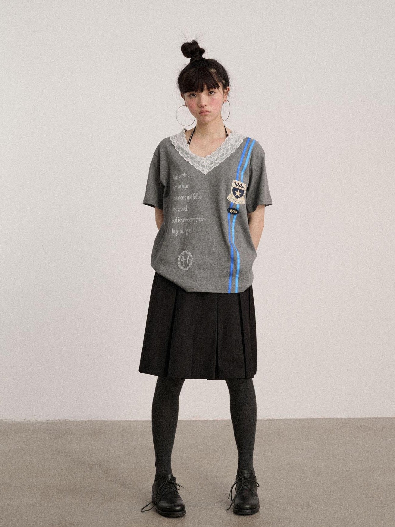 Achihara Black Low Waist Pleated A Line Women'S Polyester Blend Mini Skirts