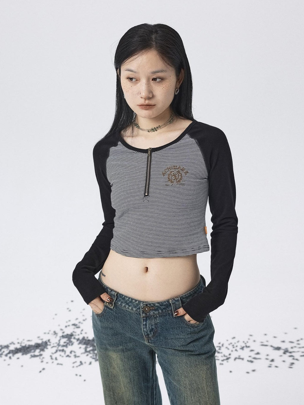 Achihara Black Striped Patchwork Techwear Cropped Crewneck Women'S Long Sleeve T-Shirts