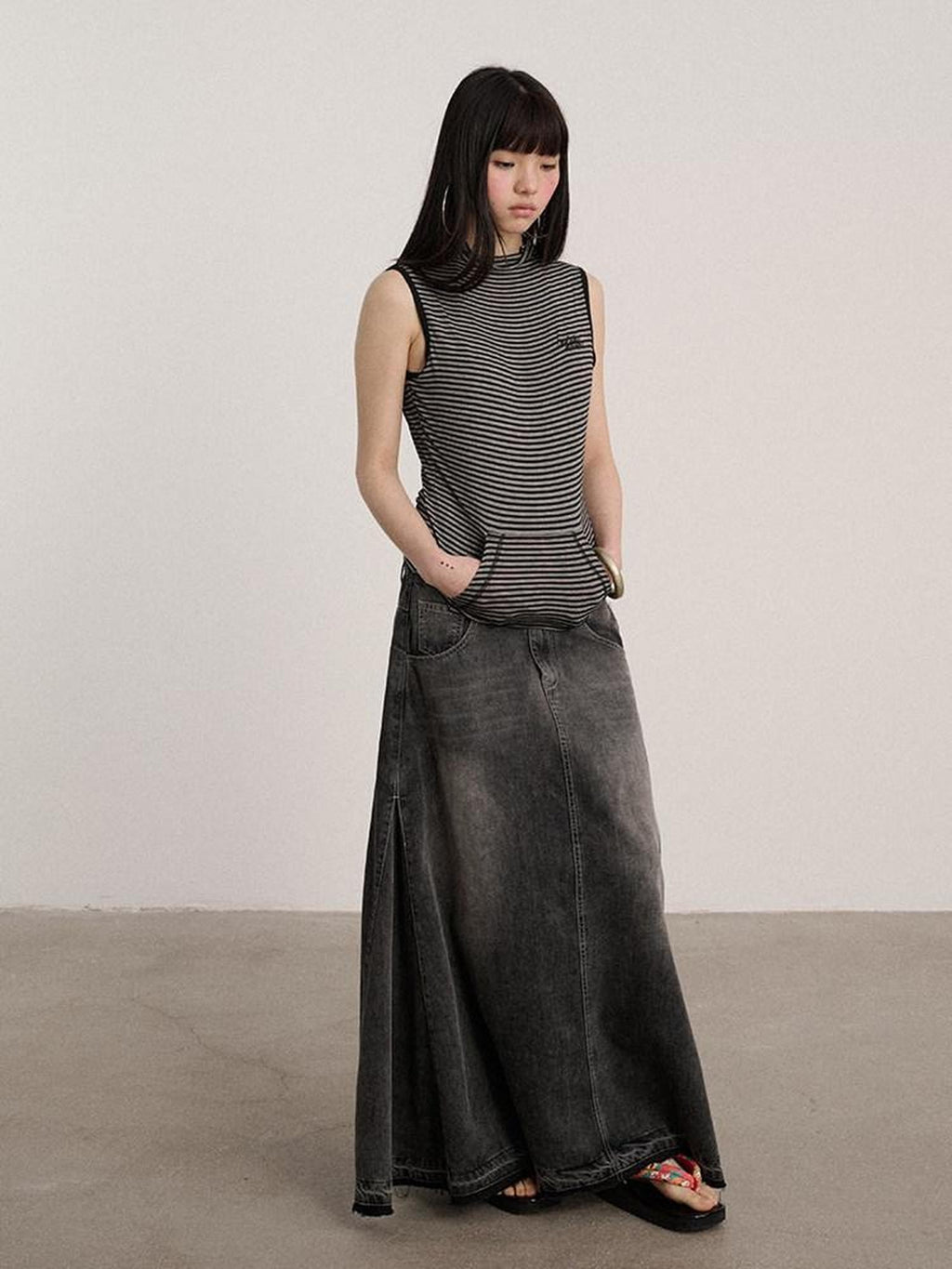 Achihara Black Washed A Line Low Waist Loose Mid Length Women'S Cotton Blend Denim Skirts