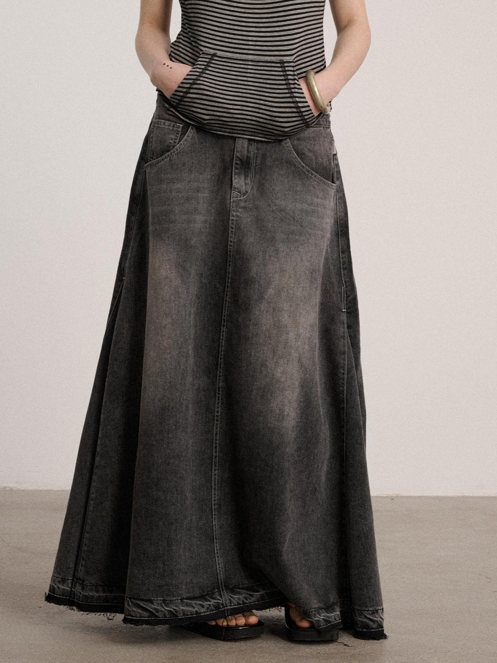 Achihara Black Washed A Line Low Waist Loose Mid Length Women'S Cotton Blend Denim Skirts