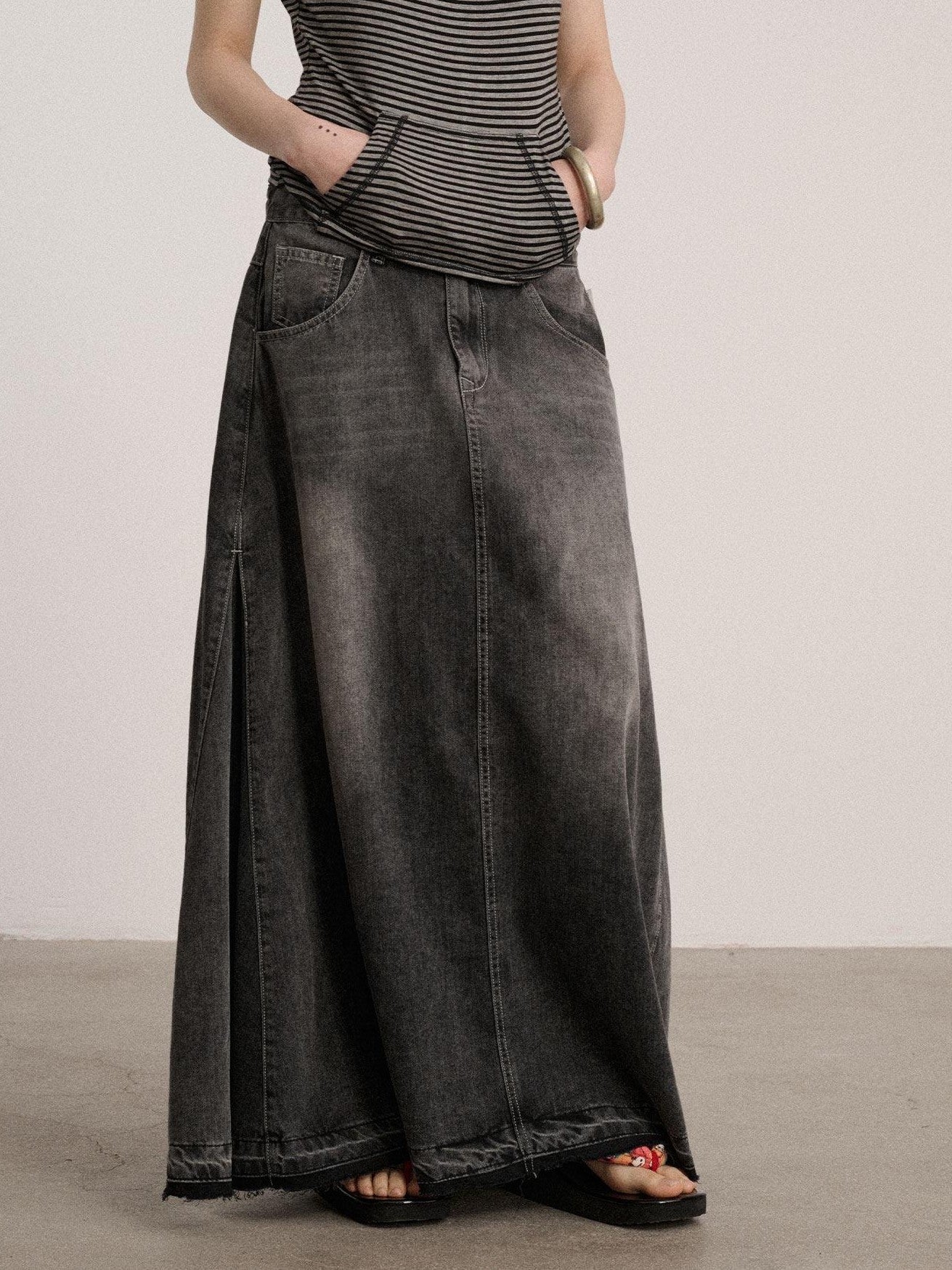 Achihara Black Washed A Line Low Waist Loose Mid Length Women'S Cotton Blend Denim Skirts