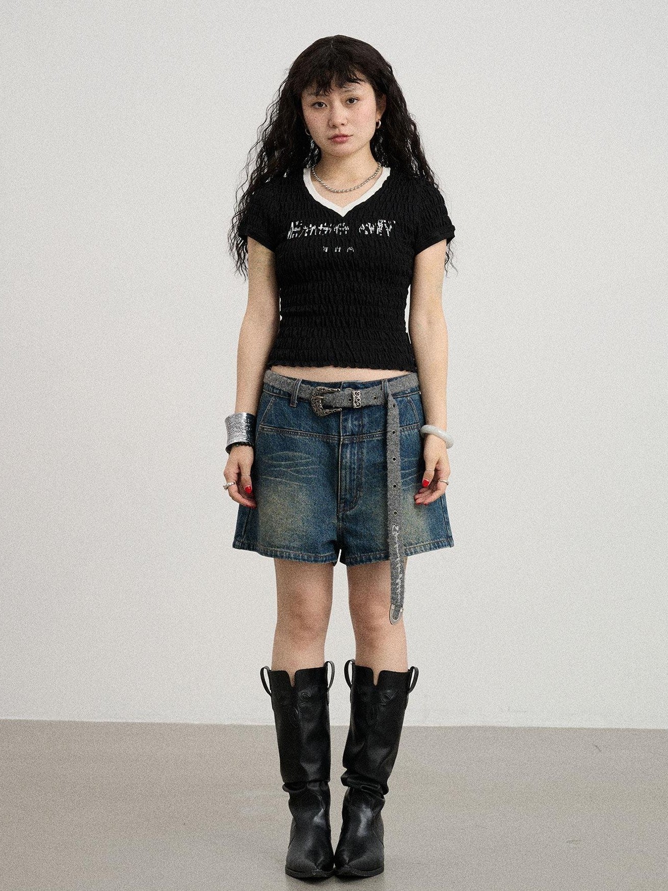 Achihara Black White Ruched Stretch V-neck Cropped Women'S Cotton Short Sleeve T-Shirts