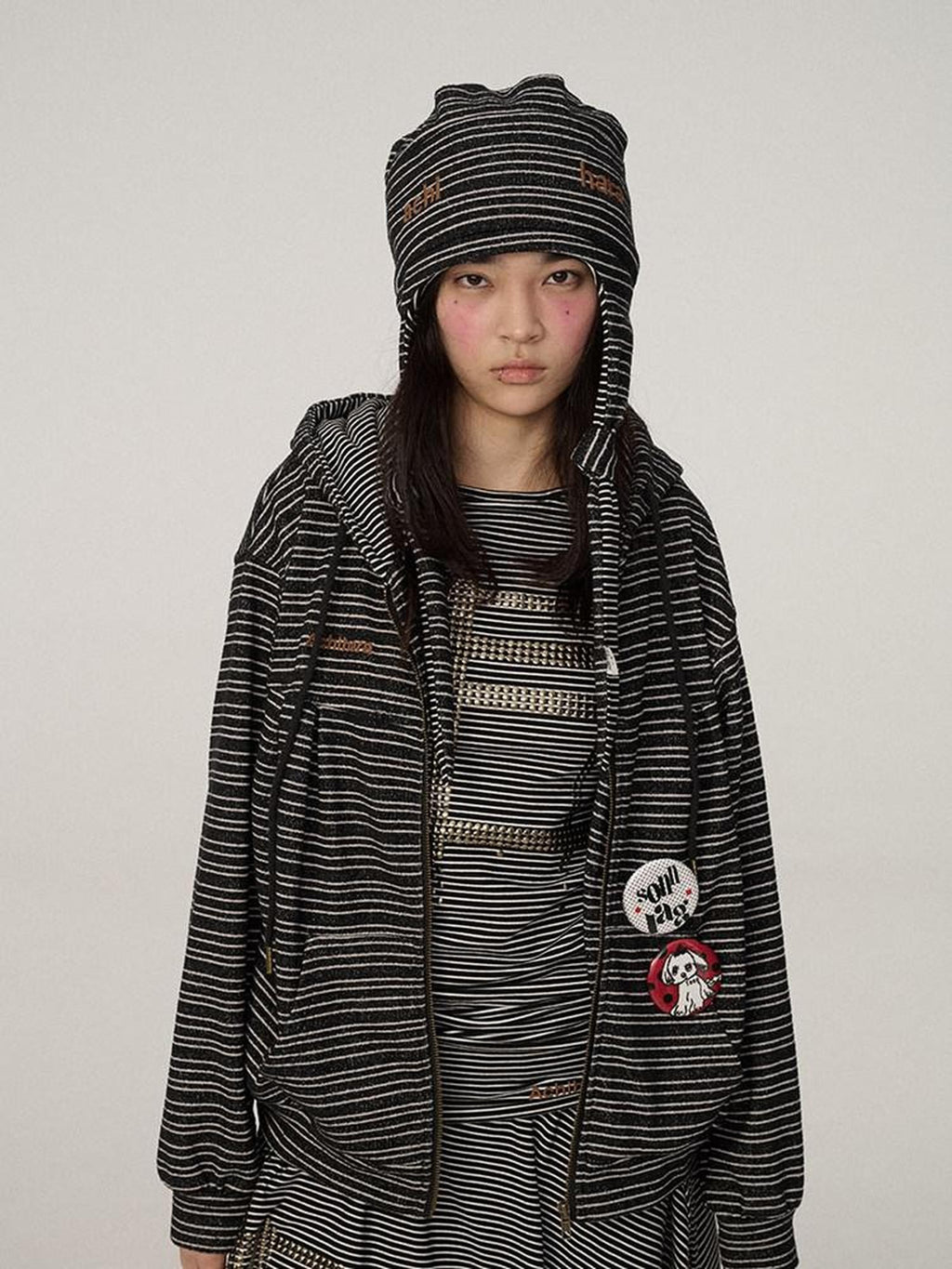 Achihara Black White Striped Dome Round Top Women'S Polyester Winter Hats