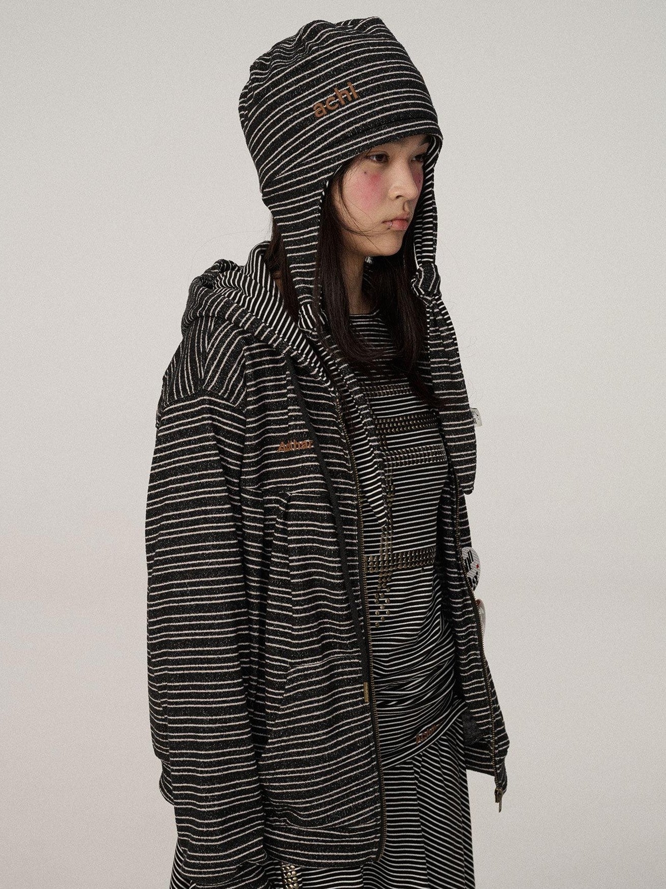 Achihara Black White Striped Dome Round Top Women'S Polyester Winter Hats