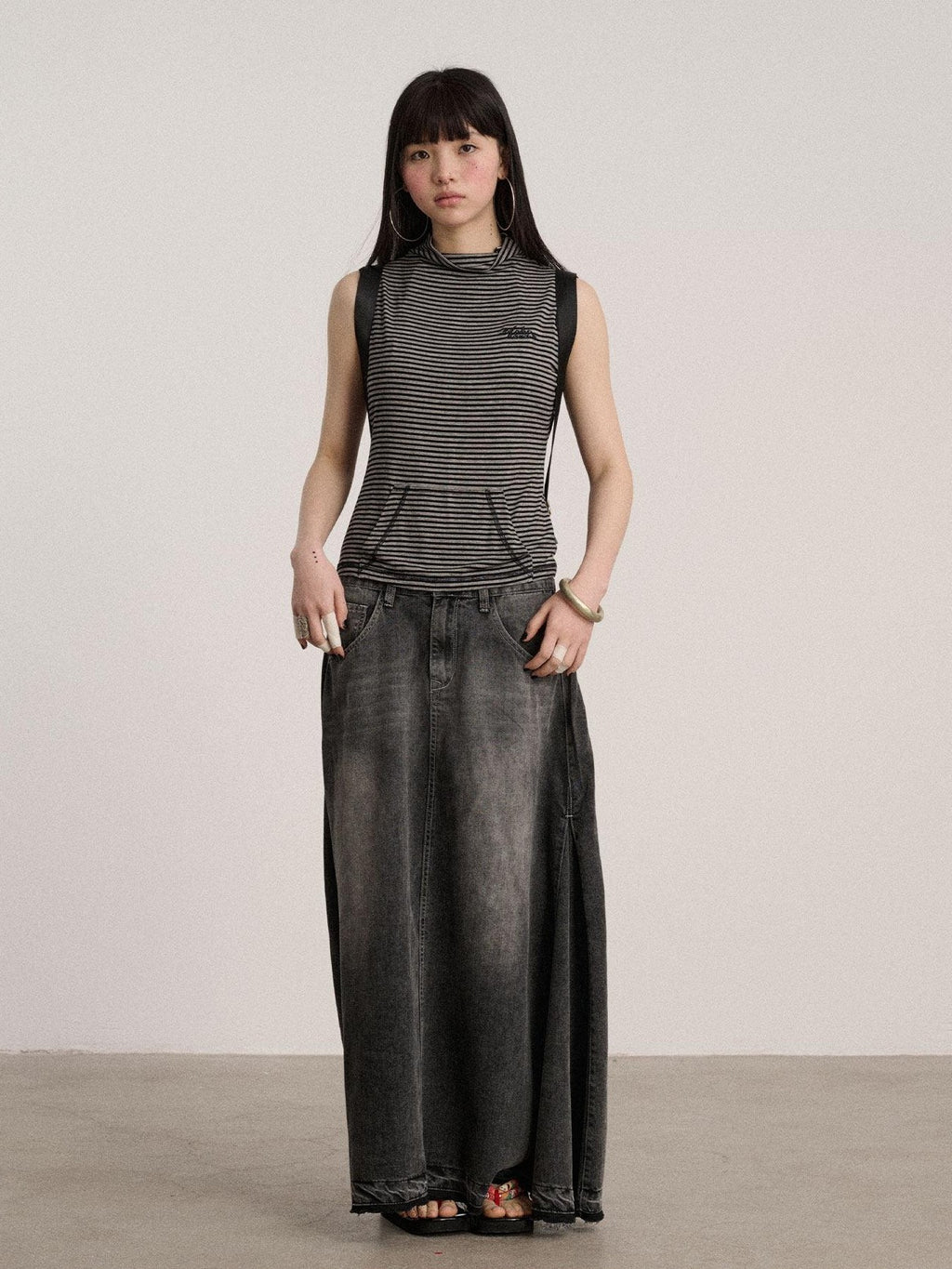 Achihara Black White Striped Mock Neck Strappy Cropped Women'S Stretch Cotton Tank Tops