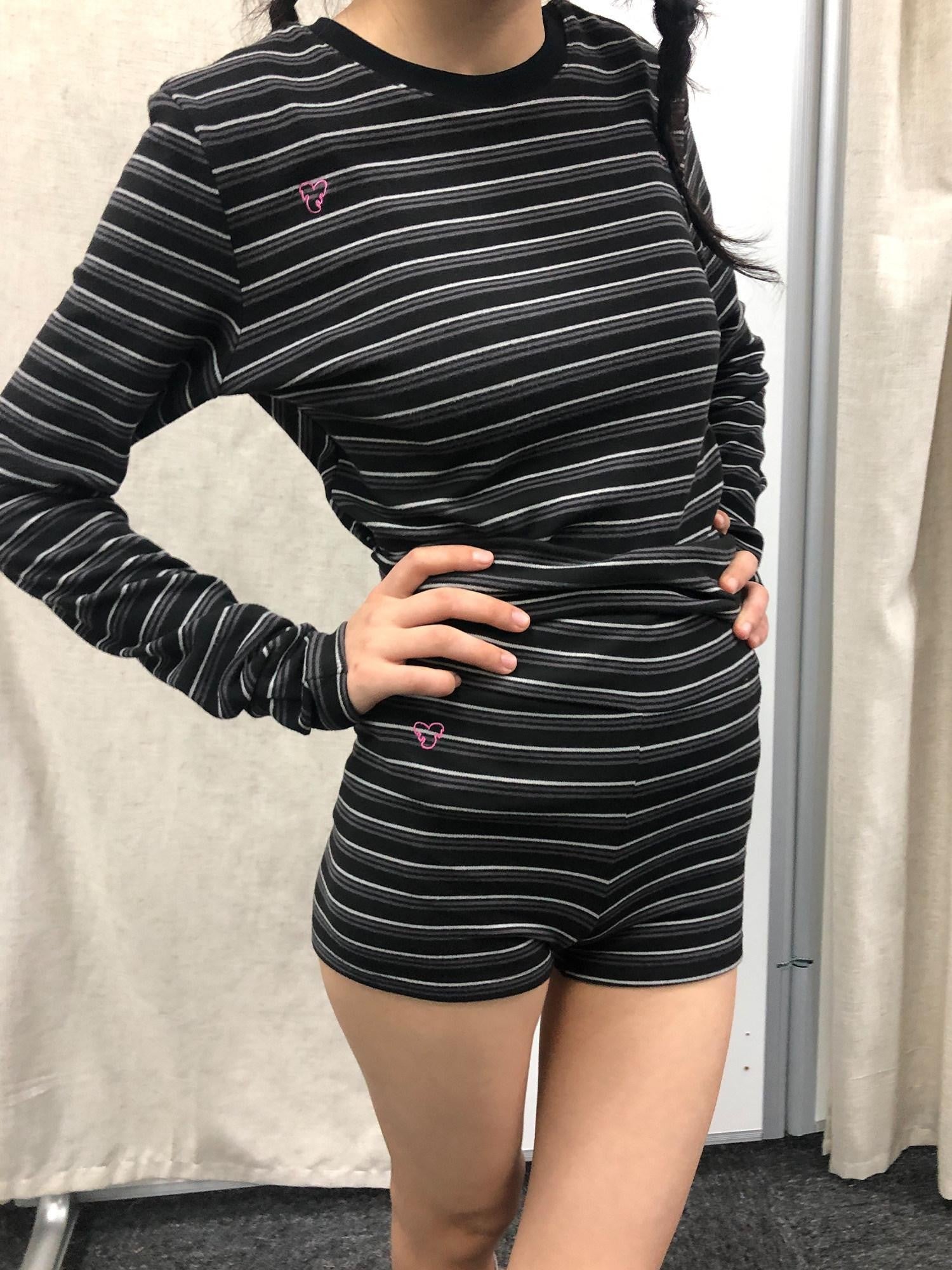 Achihara Brownie Black Striped Anti Exposure Loose Women'S Sweat Shorts
