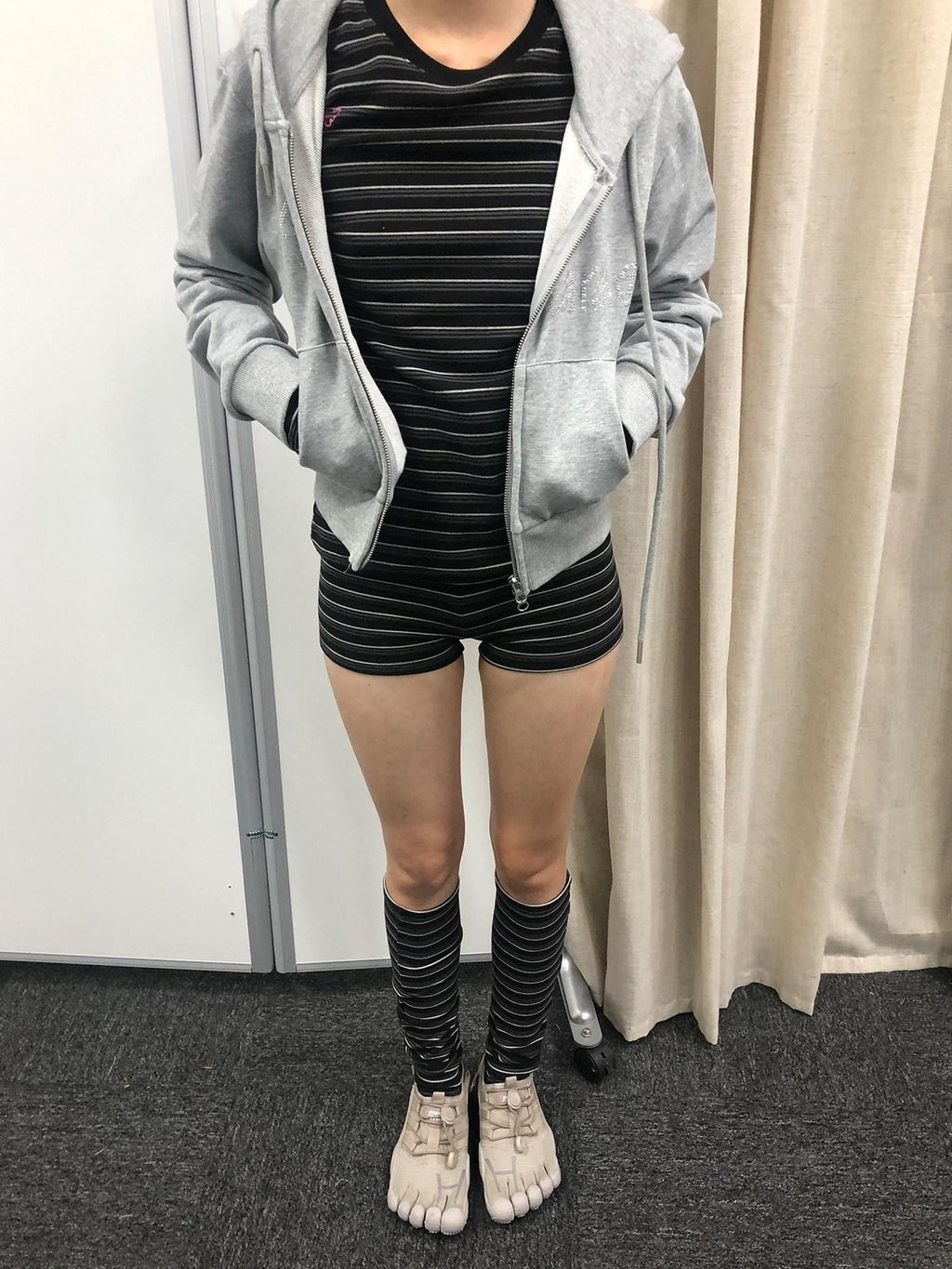 Achihara Brownie Black Striped Anti Exposure Loose Women'S Sweat Shorts