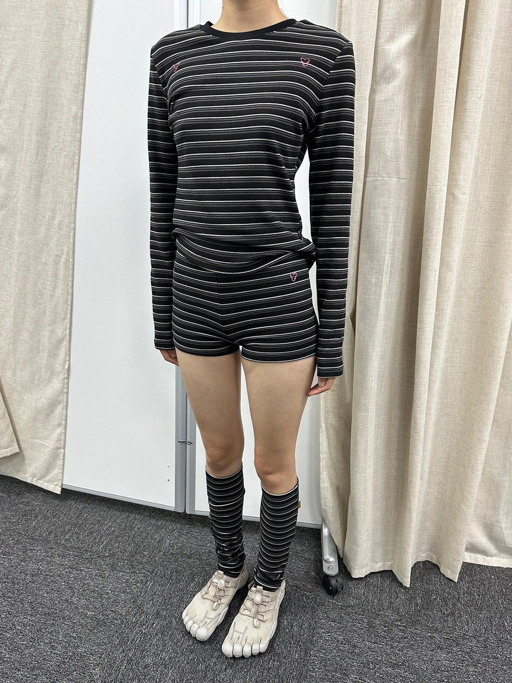 Achihara Brownie Black Striped Anti Exposure Loose Women'S Sweat Shorts