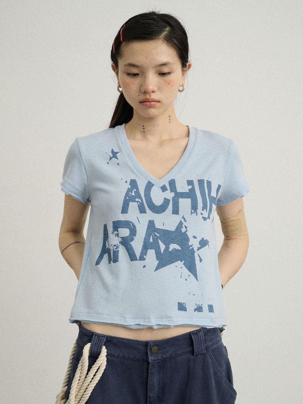Achihara Candied Fruit Print V-neck Raw Hem Women'S Viscose Blend Short Sleeve T-Shirts