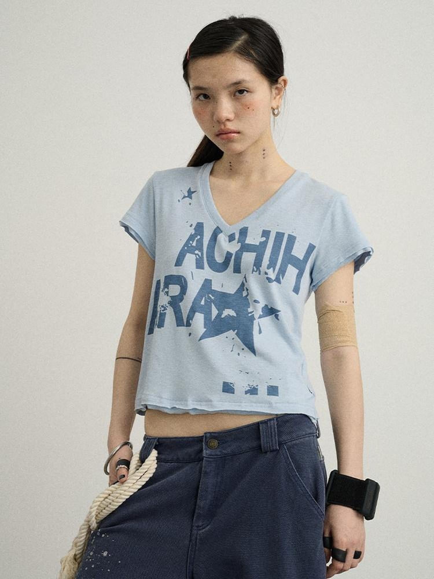 Achihara Candied Fruit Print V-neck Raw Hem Women'S Viscose Blend Short Sleeve T-Shirts