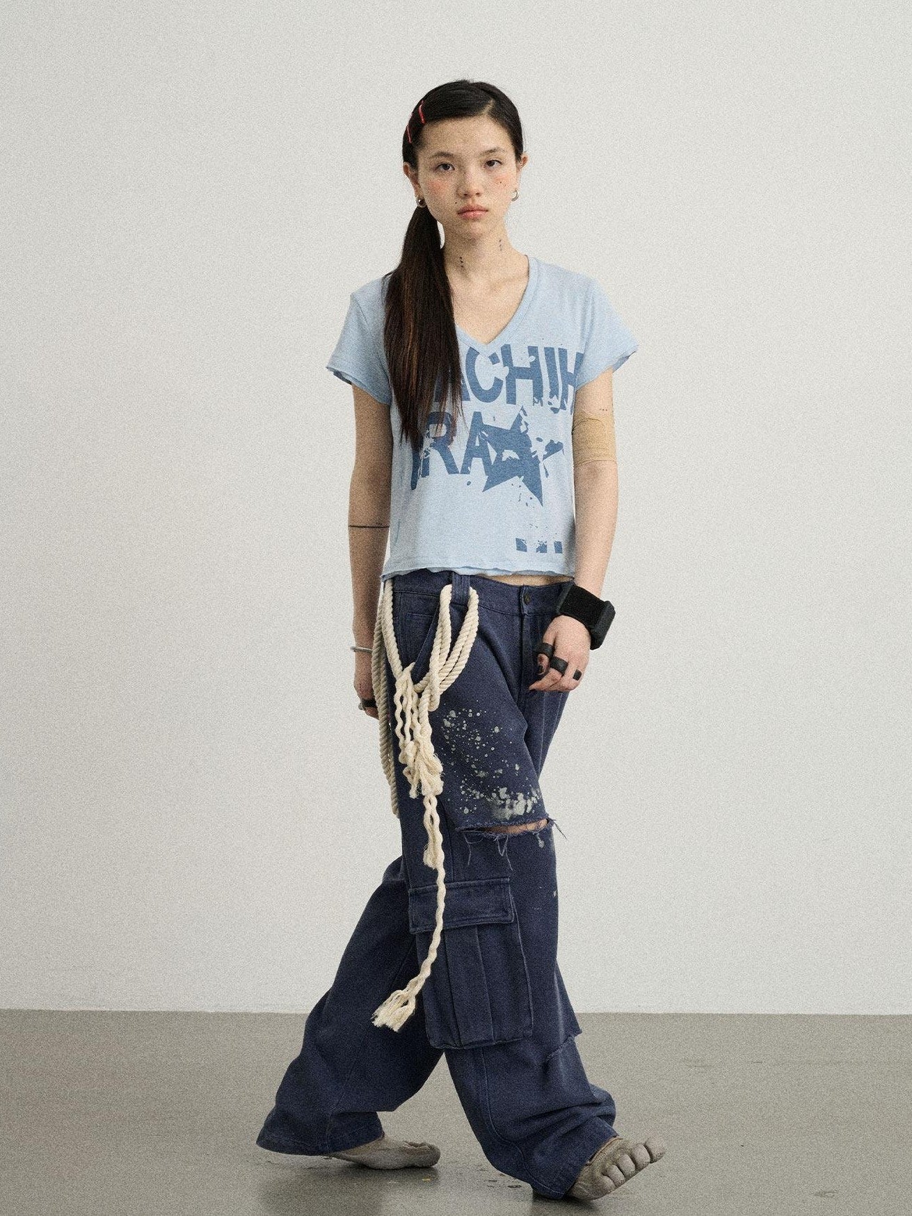 Achihara Candied Fruit Print V-neck Raw Hem Women'S Viscose Blend Short Sleeve T-Shirts