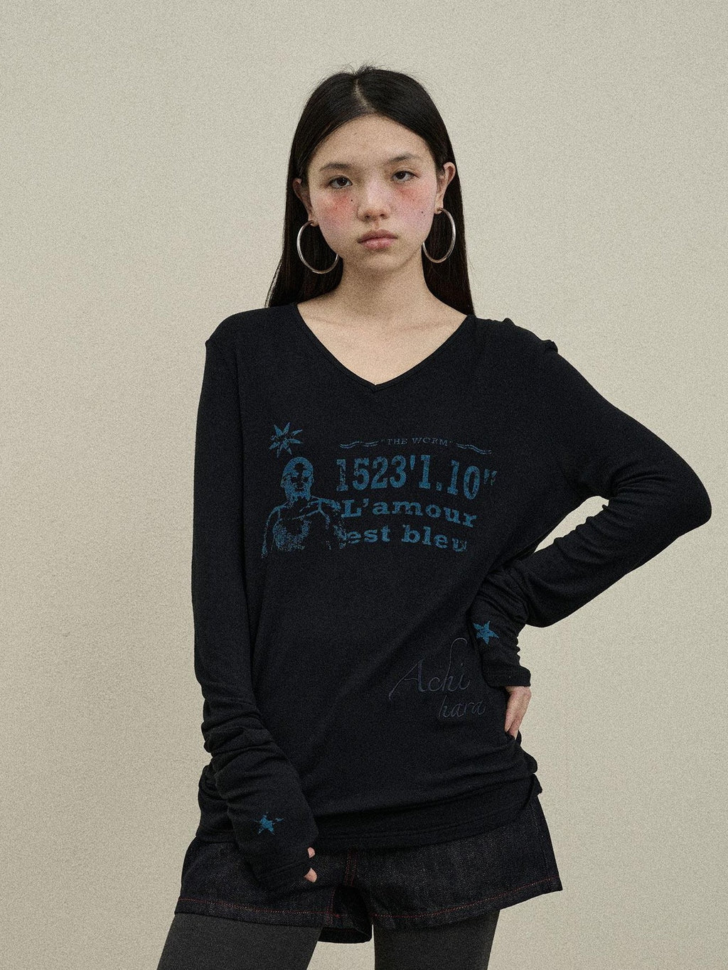 Achihara Colorful Creative Print V-neck Women'S Viscose Blend Long Sleeve T-Shirts