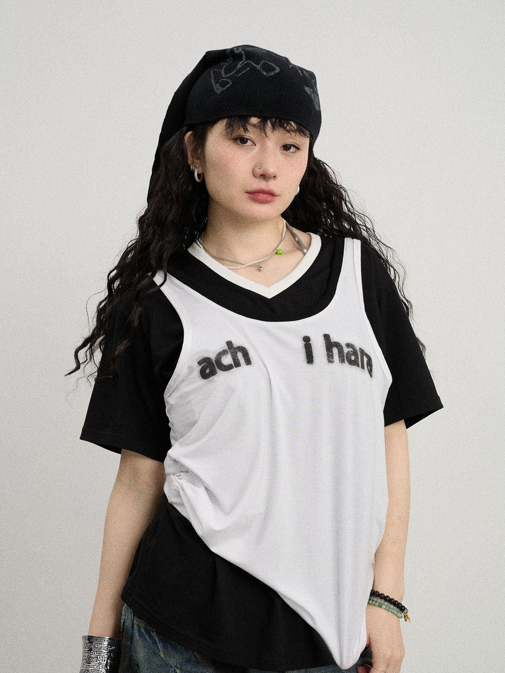 Achihara Contrast Neckline Letter Print Women'S Lyocell Blend Tank Tops