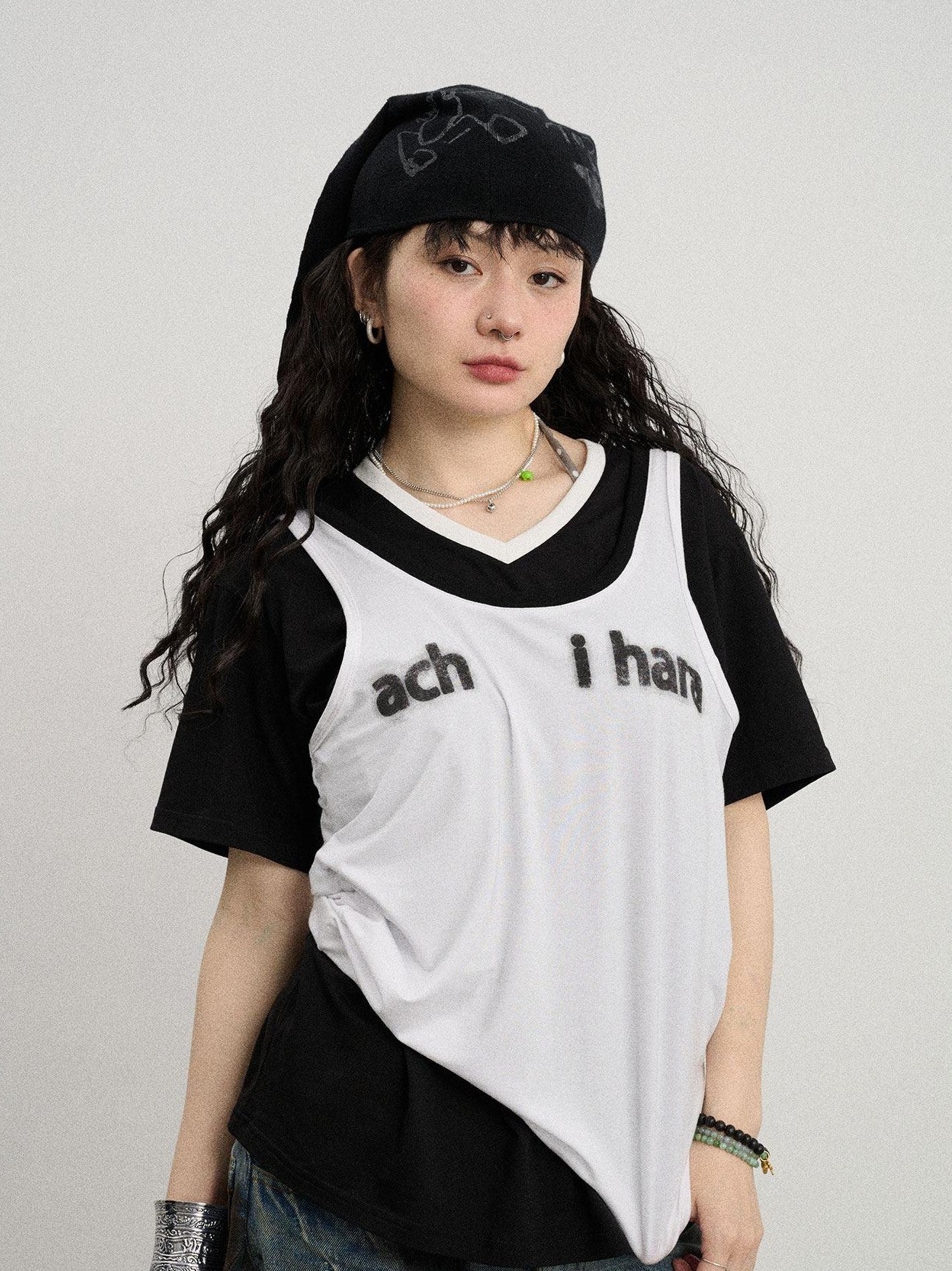 Achihara Contrast Neckline Letter Print Women'S Lyocell Blend Tank Tops