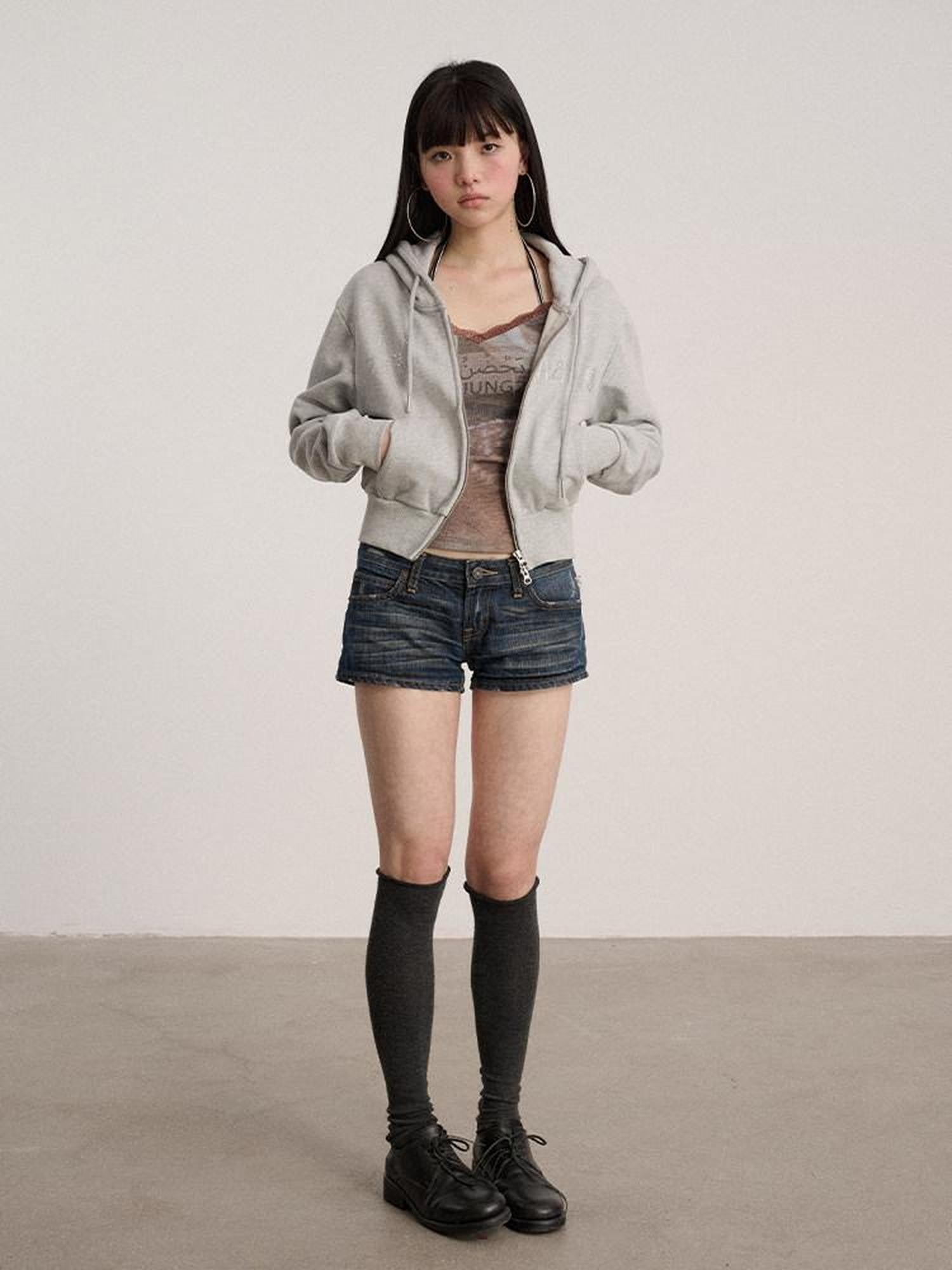 Achihara Dark Blue Slim Fit Tailored Natural Waist Women'S Cotton Denim Shorts