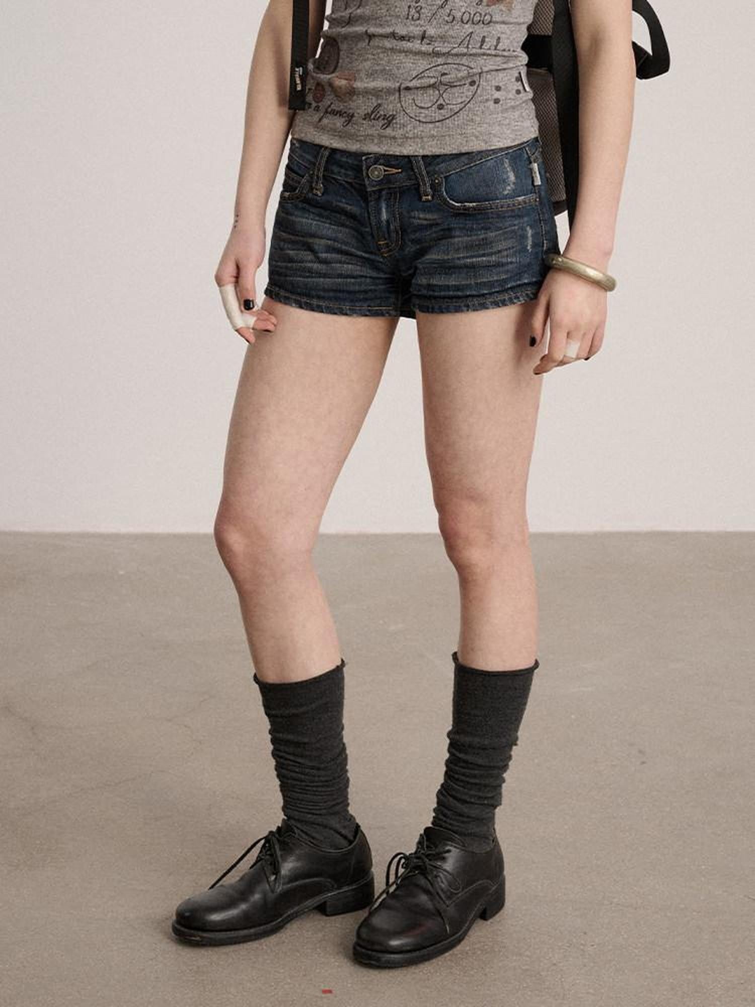Achihara Dark Blue Slim Fit Tailored Natural Waist Women'S Cotton Denim Shorts