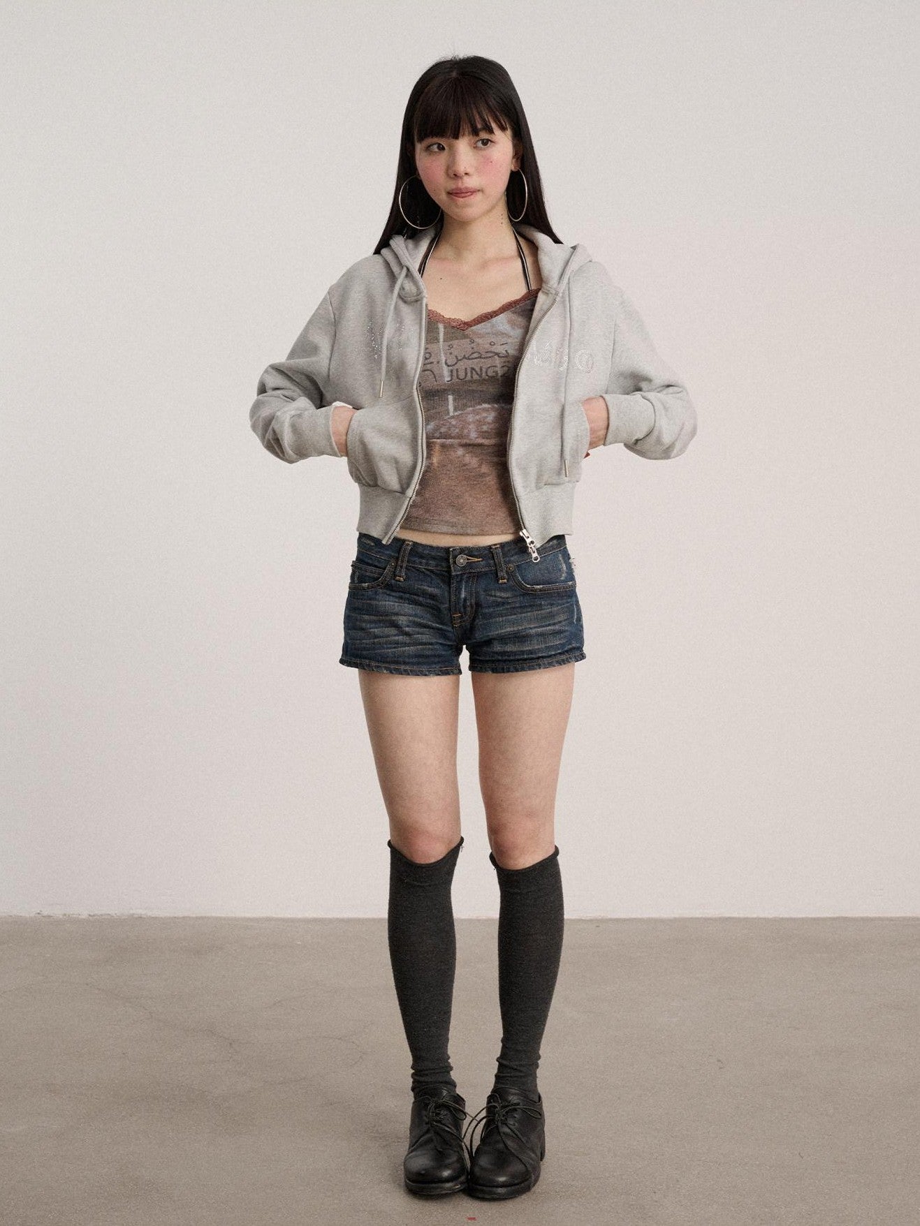 Achihara Dark Blue Slim Fit Tailored Natural Waist Women'S Cotton Denim Shorts