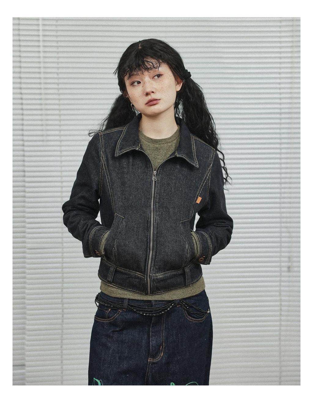 Achihara_Distressed_Black_Zip_Front_Slim_Short_Long_Sleeve_Women'S_Denim_Jackets_MISSTT