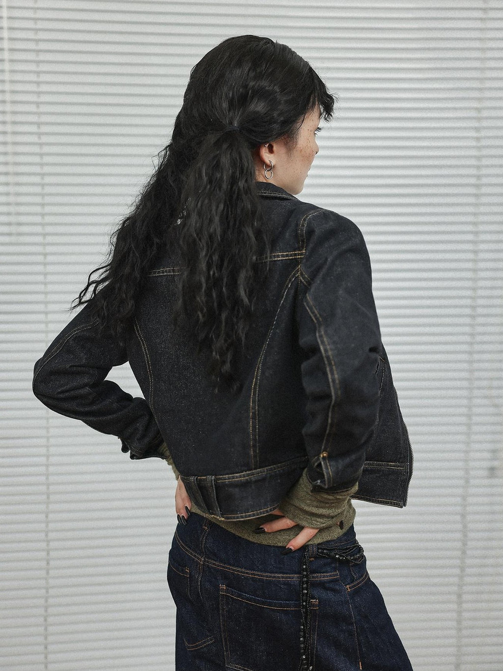 Achihara Distressed Black Zip Front Slim Short Long Sleeve Women'S Denim Jackets