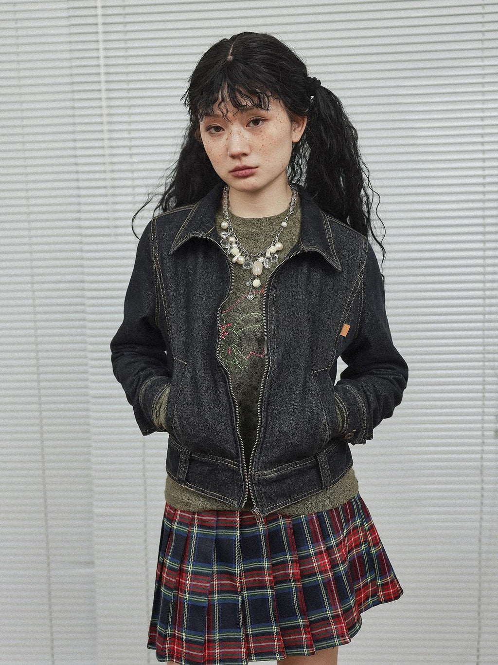 Achihara Distressed Black Zip Front Slim Short Long Sleeve Women'S Denim Jackets