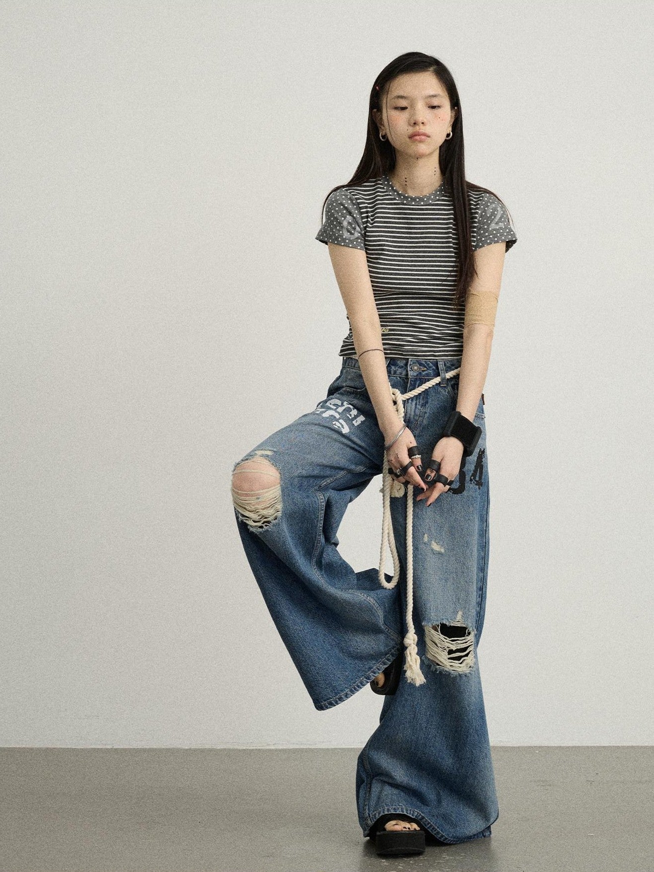 Achihara Floor Length Distressed Ripped High Waist Zipper Women'S Denim Wide-Leg Jeans