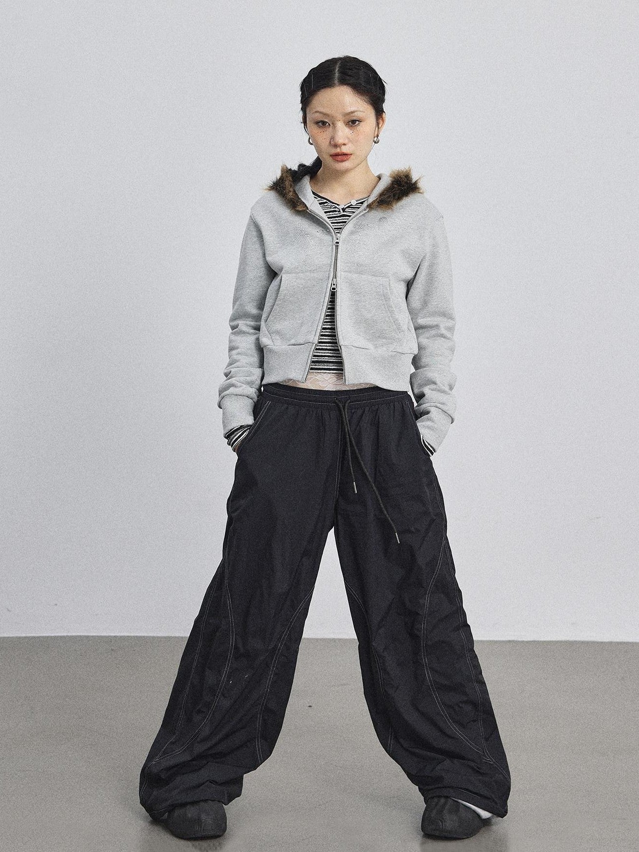 Achihara Fluffy Fur Patch Hooded Slim Short Women'S Cotton Fleece Lined Hoodies