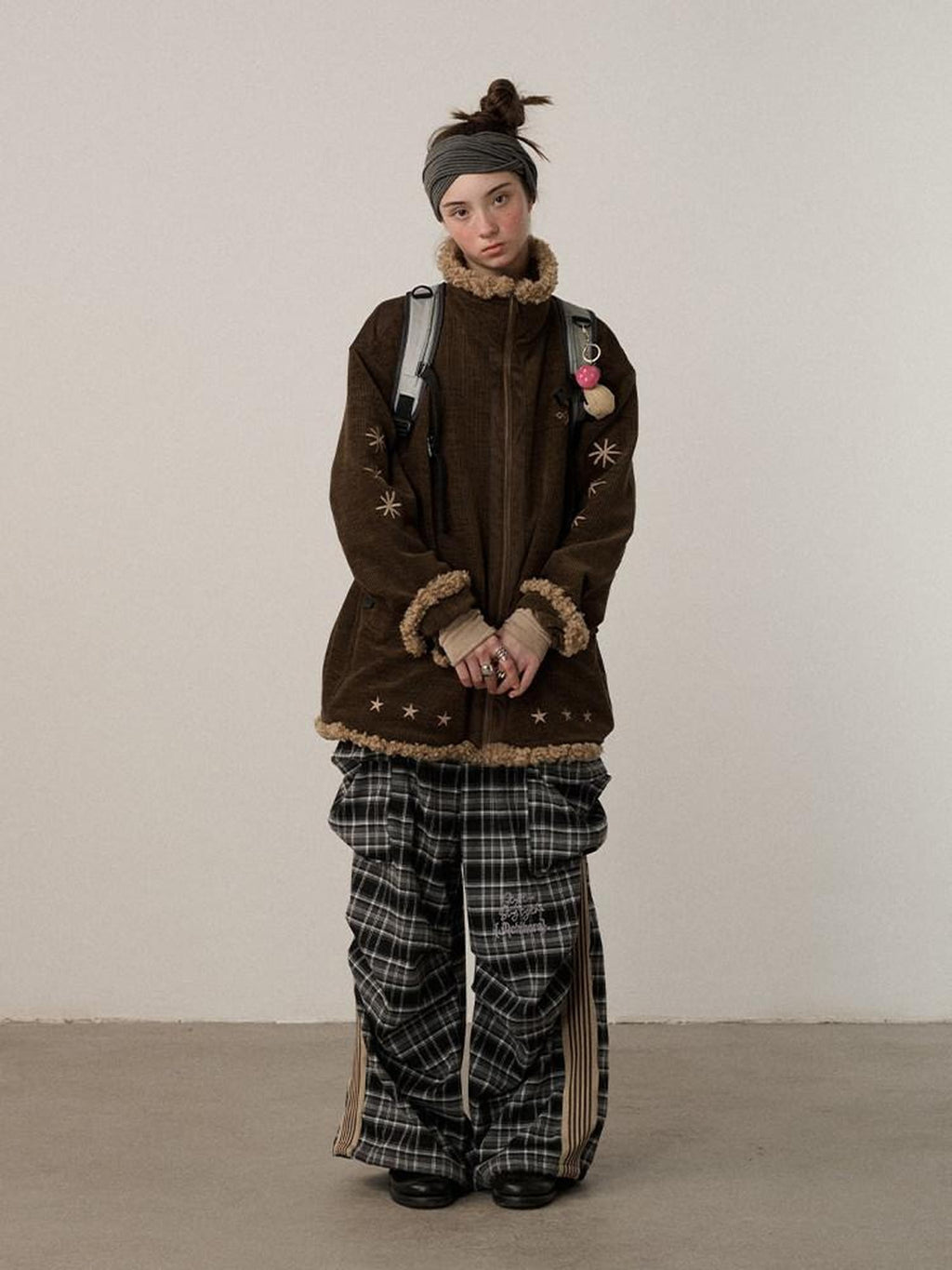 Achihara Hazelnut Brown Stand Collar Zippered Loose Fit Women'S Corduroy Puffer Jackets