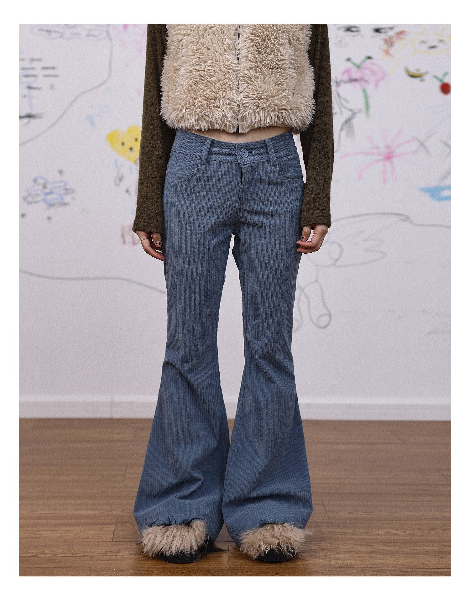 Achihara_Khaki_Low_Waist_Micro_Flare_Women'S_Corduroy_Straight-Leg_Pants_MISSTT