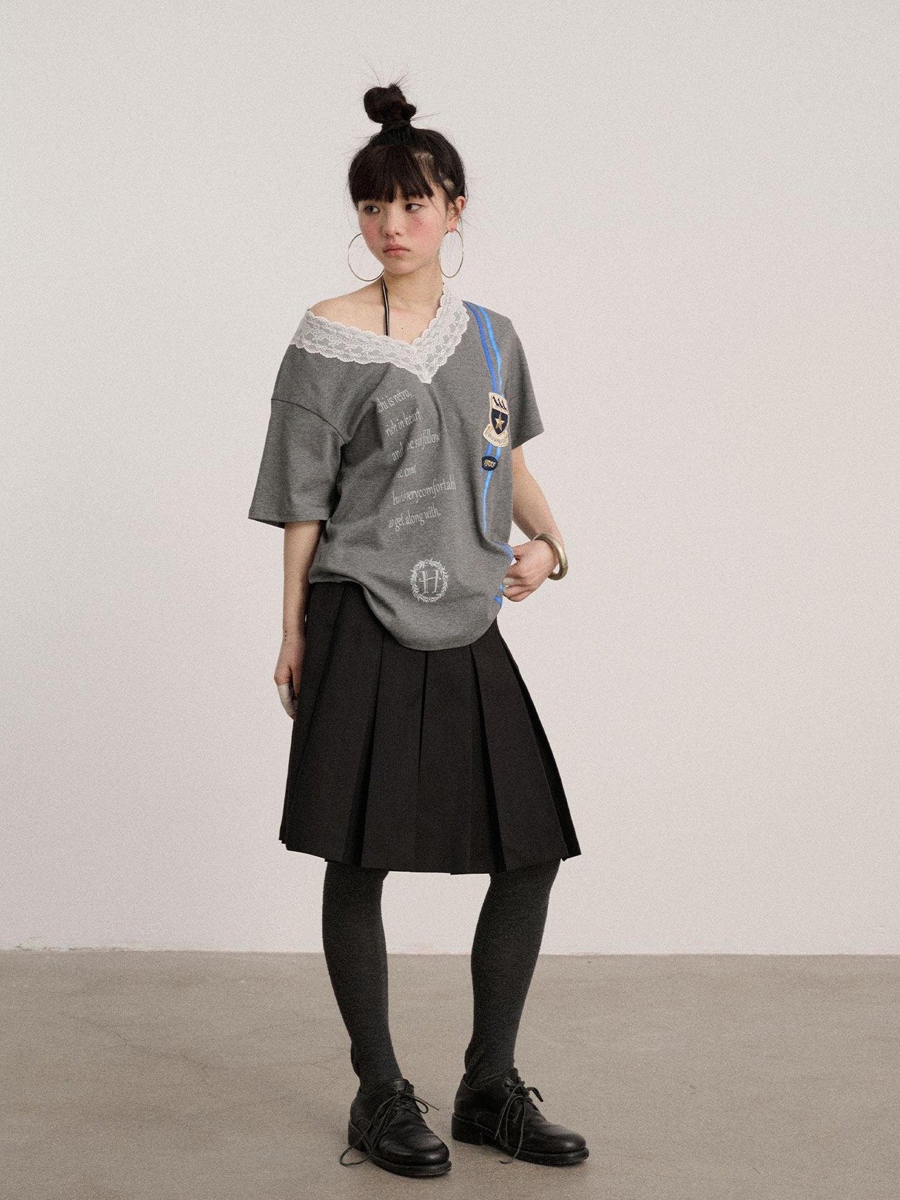 Achihara Letter Print V-neck Loose Fit Women'S Cotton Spandex Short Sleeve T-Shirts