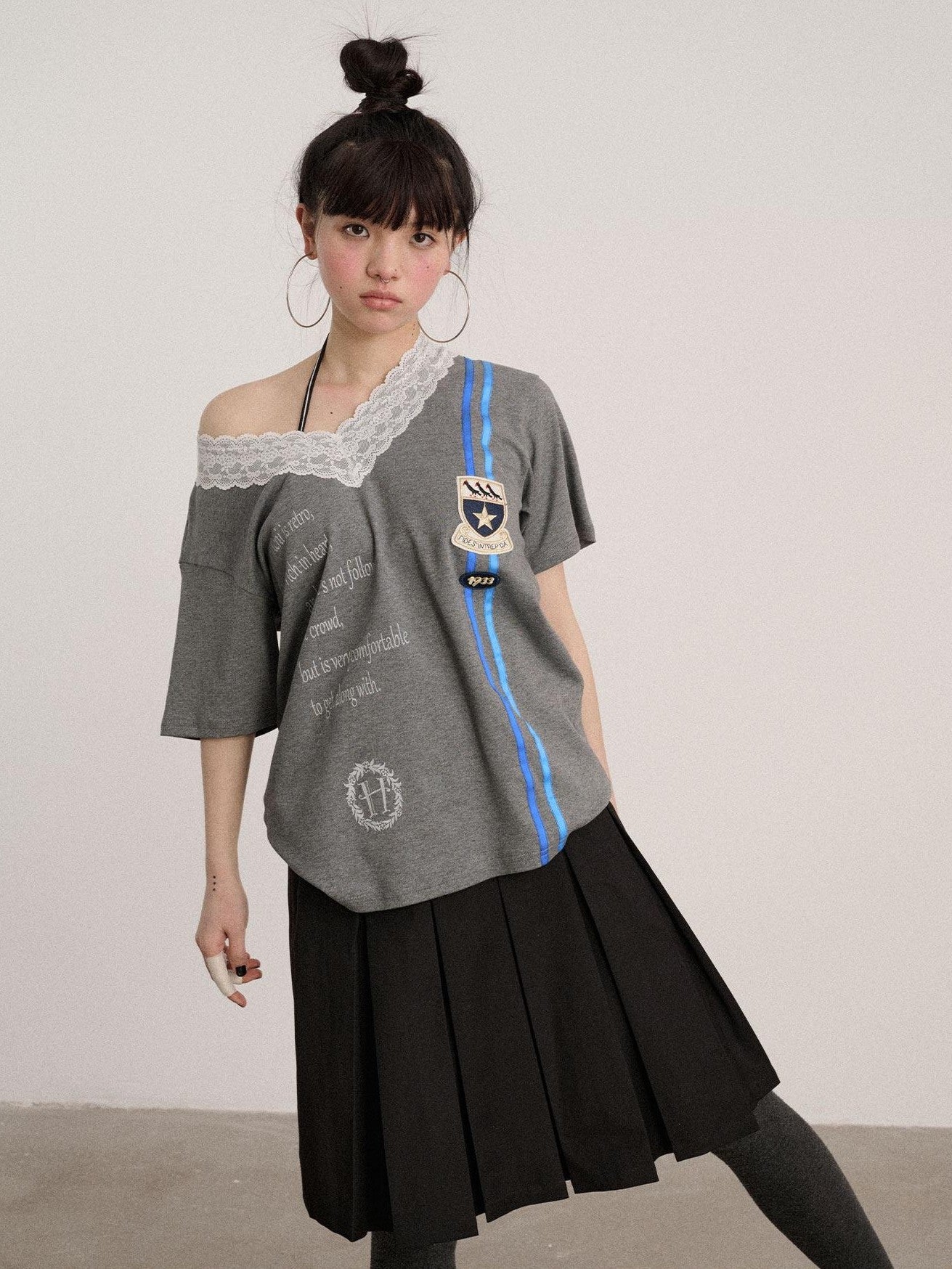 Achihara Letter Print V-neck Loose Fit Women'S Cotton Spandex Short Sleeve T-Shirts