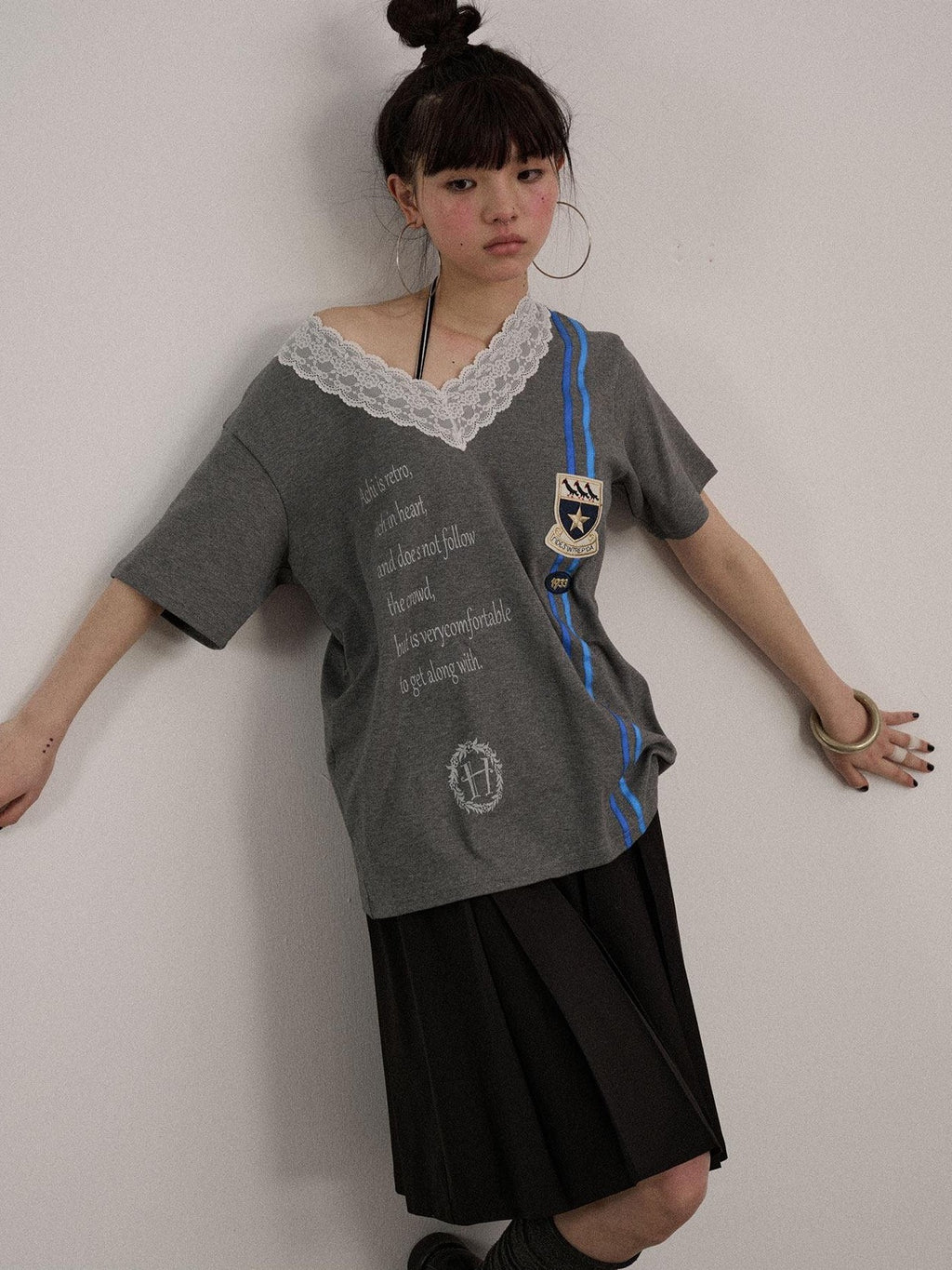 Achihara Letter Print V-neck Loose Fit Women'S Cotton Spandex Short Sleeve T-Shirts